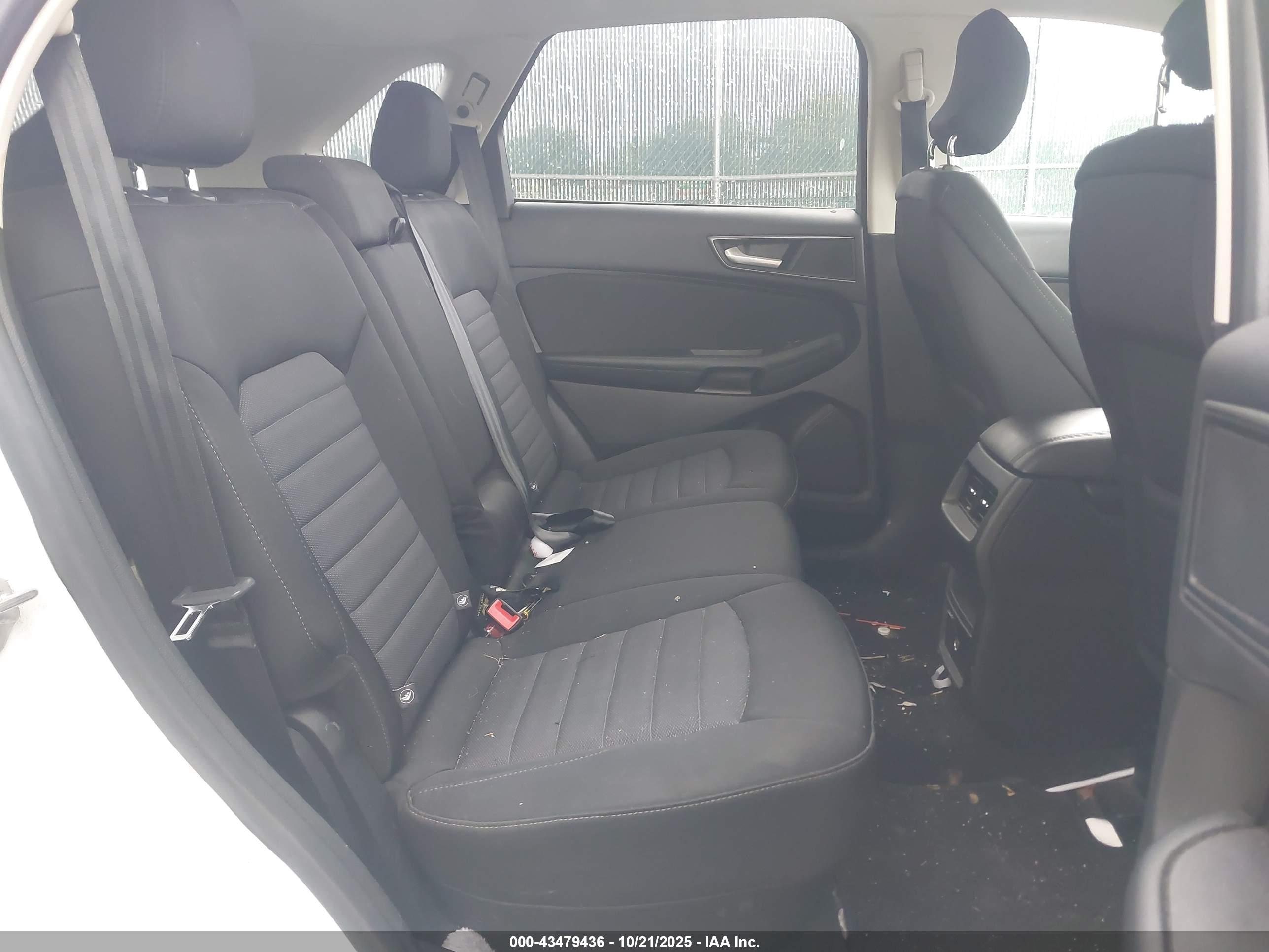 FORD EDGE image 8