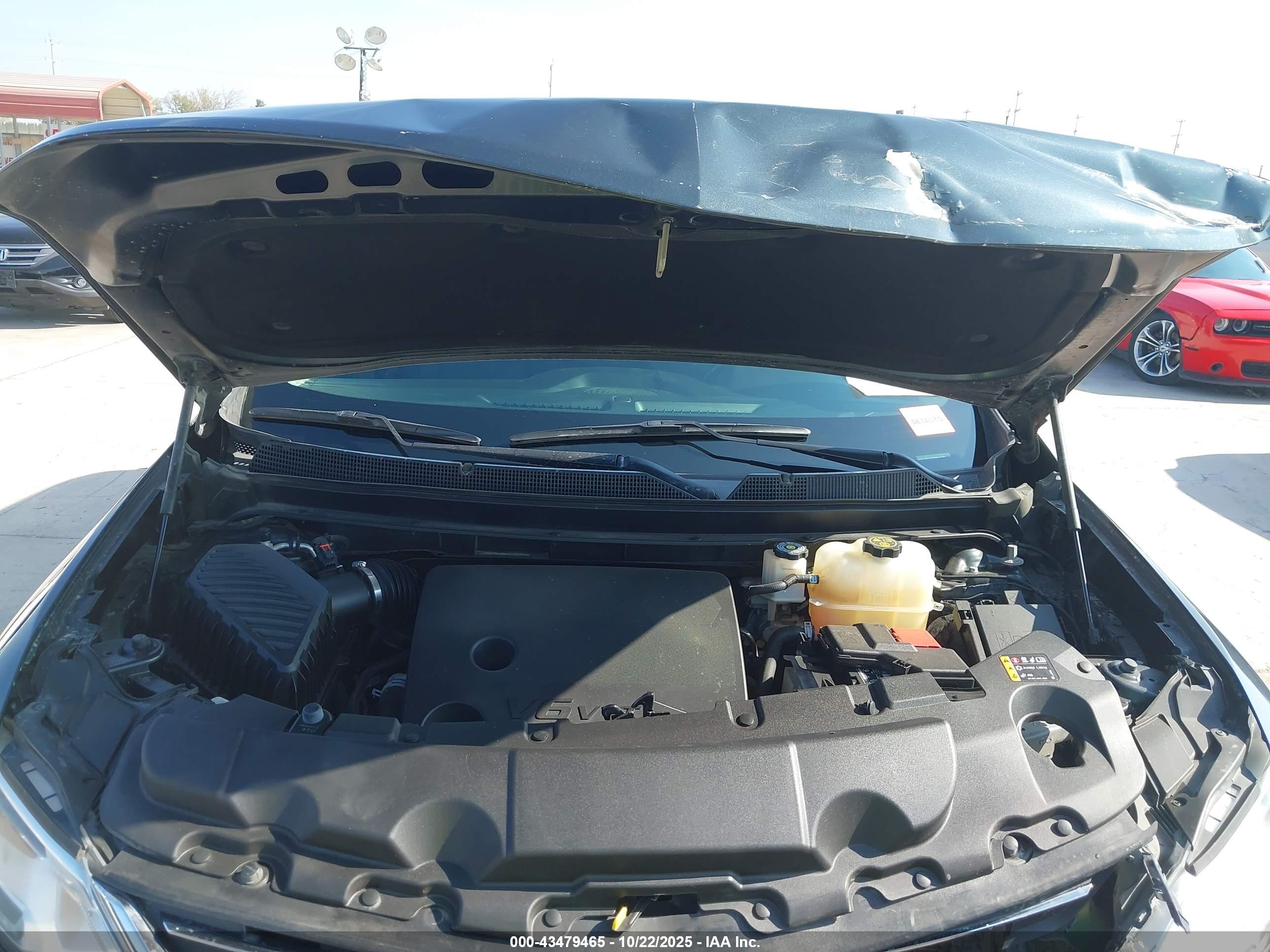 CHEVROLET TRAVERSE image 10
