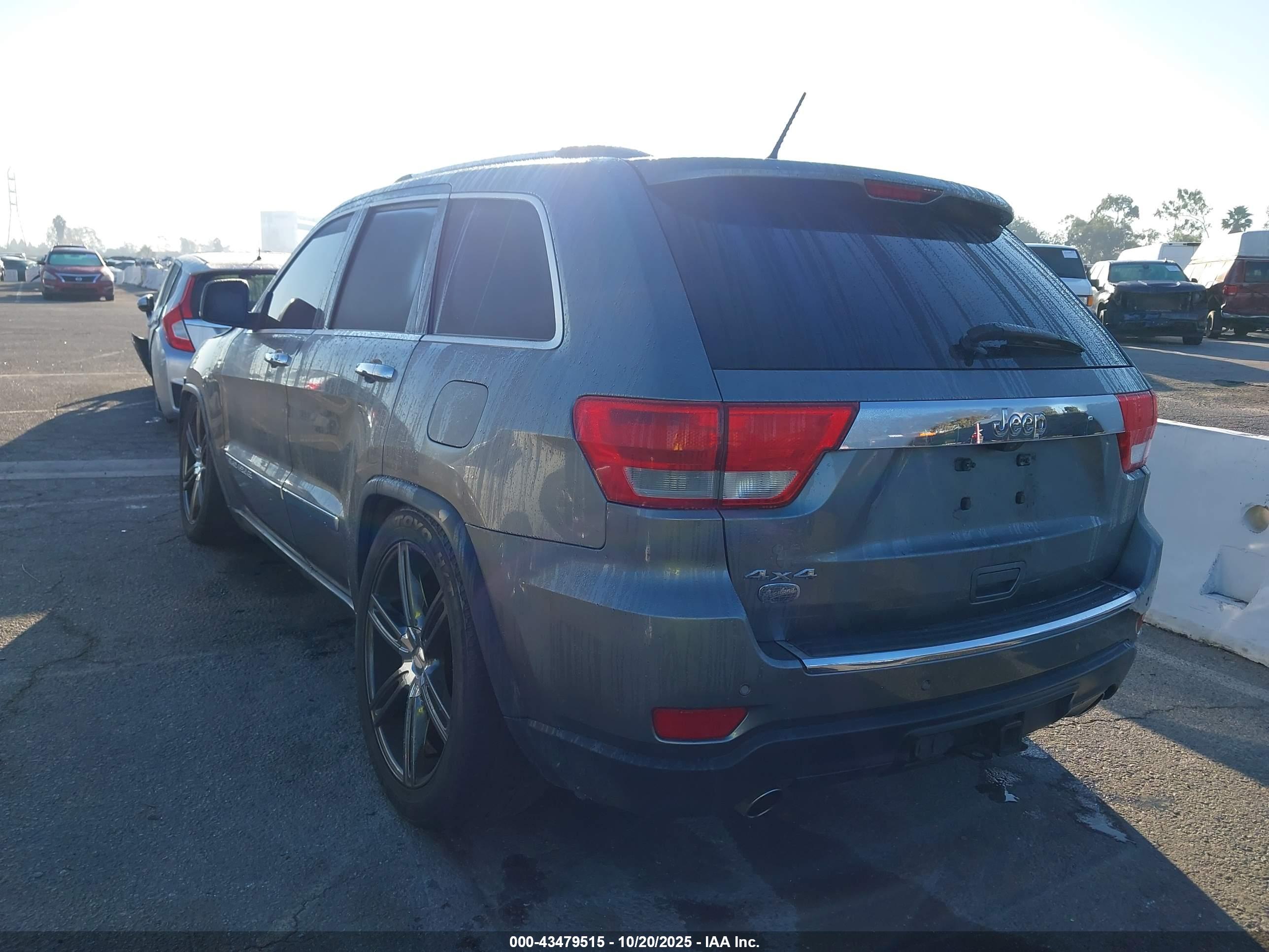 JEEP GRAND image 3