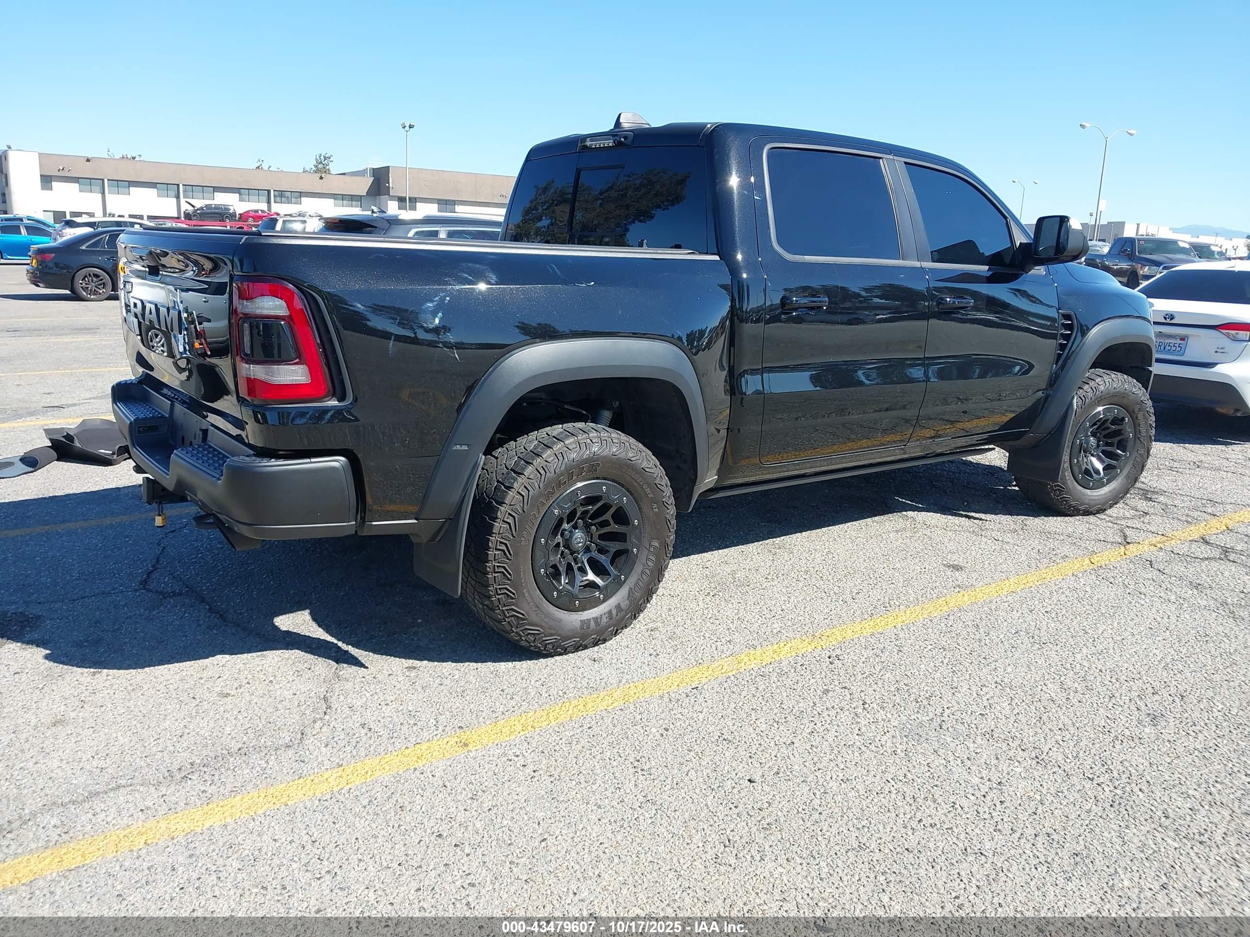 RAM 1500 image 4