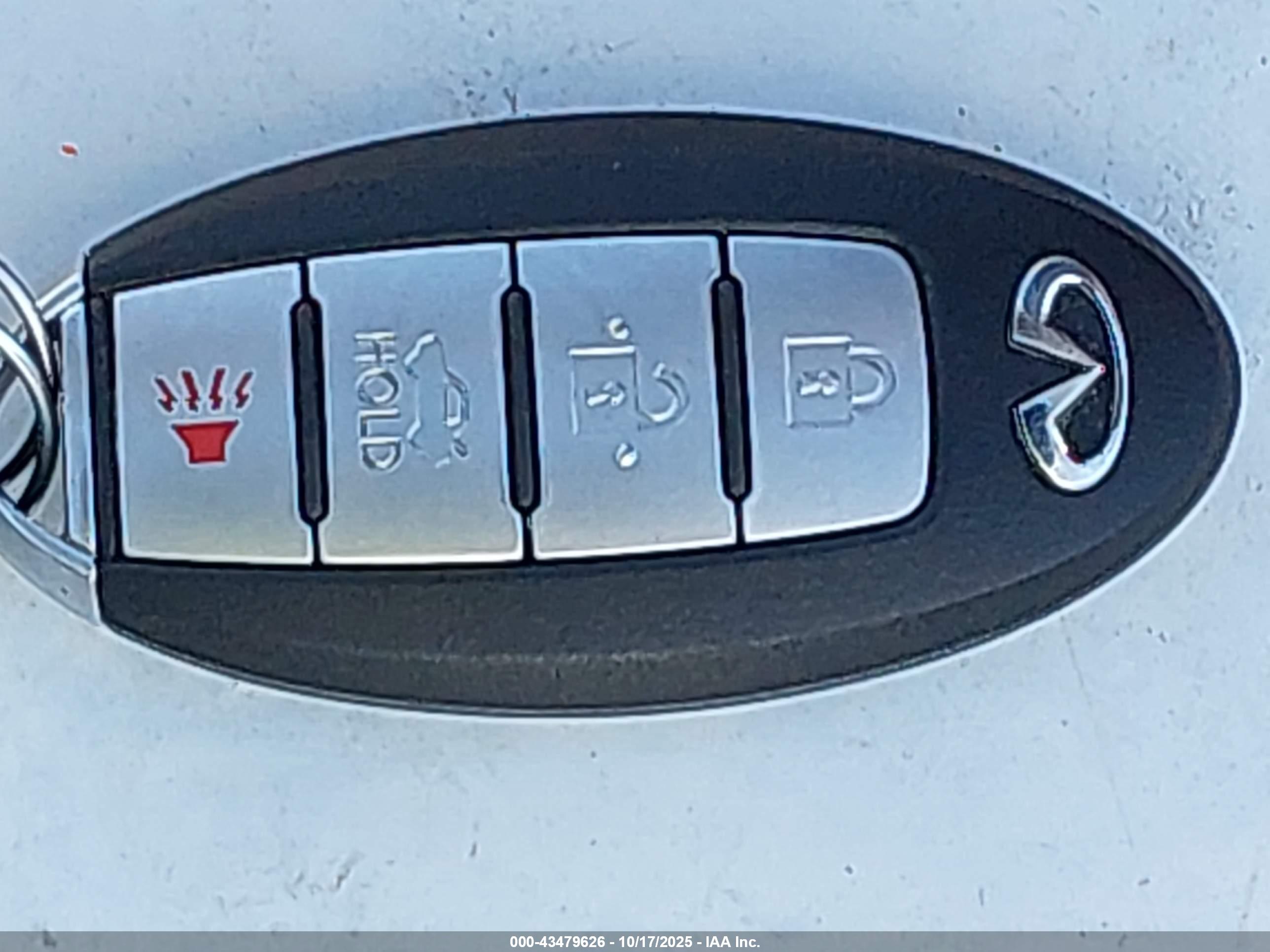 INFINITI Q50 image 11