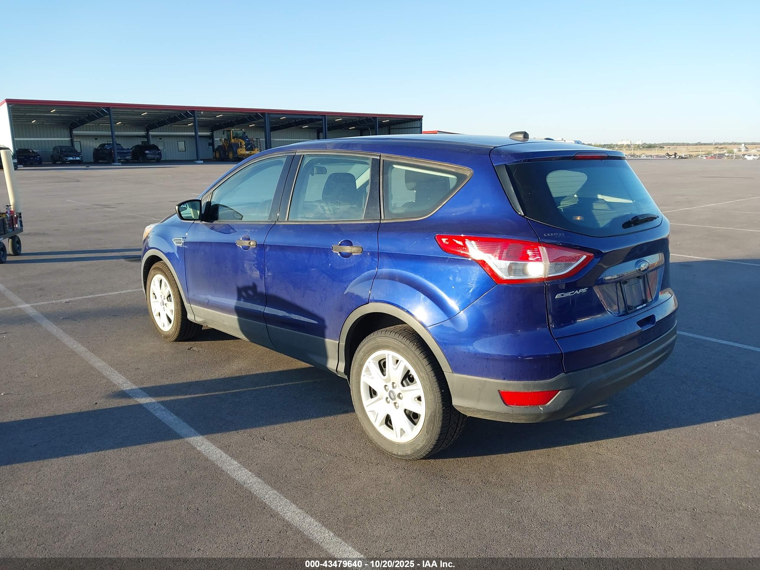 FORD ESCAPE image 3