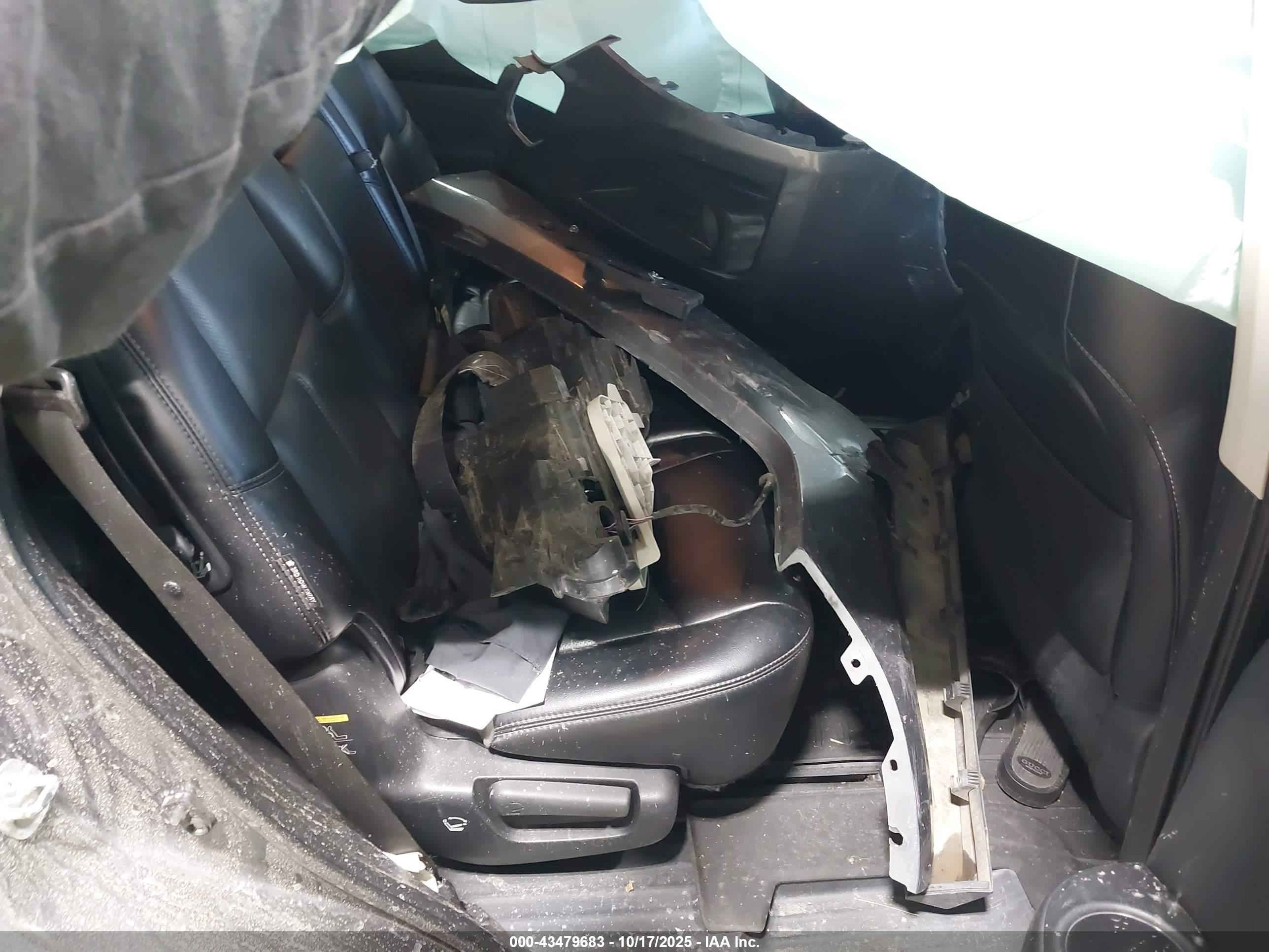 NISSAN PATHFINDER image 8