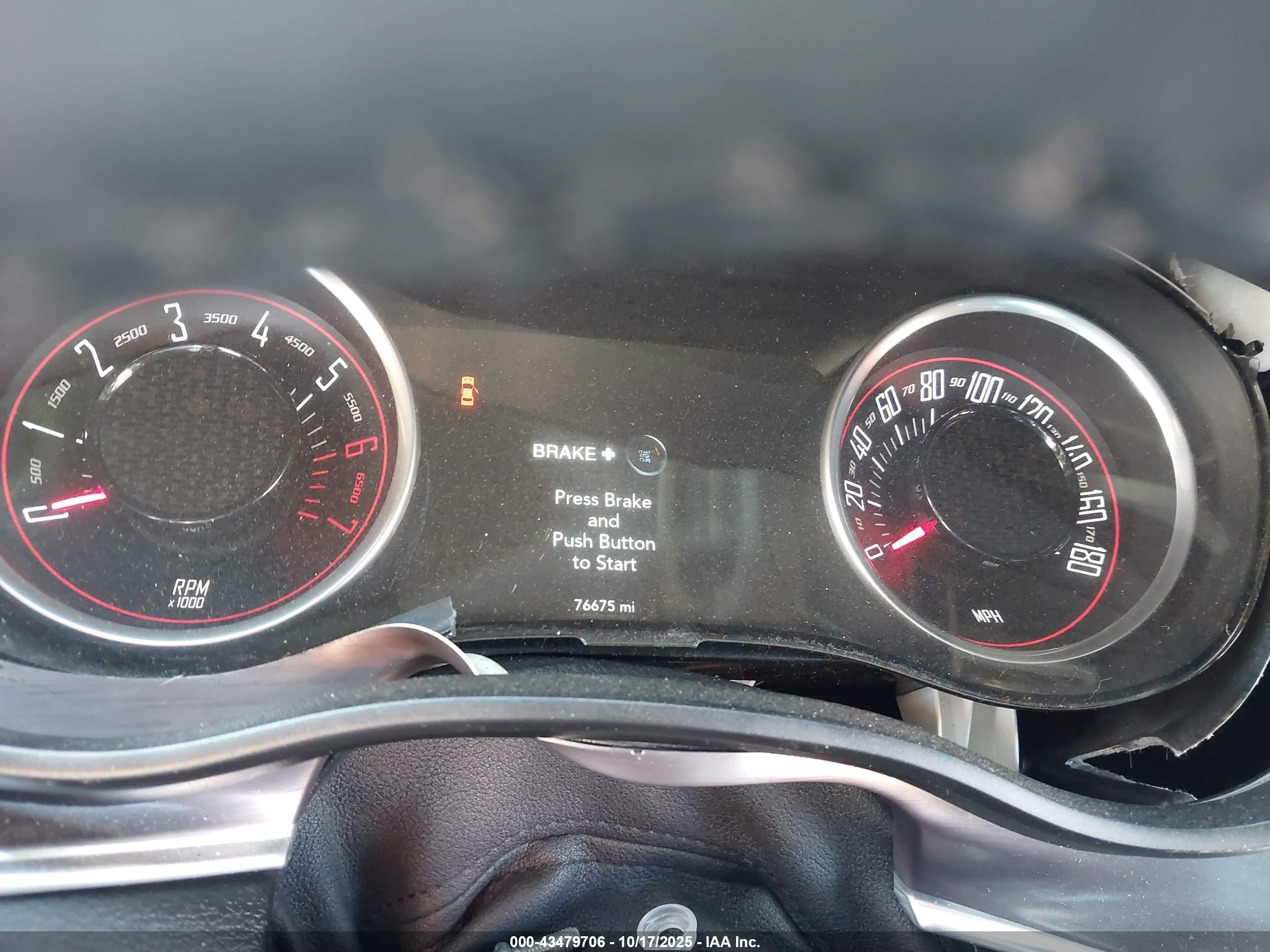 DODGE CHALLENGER image 7