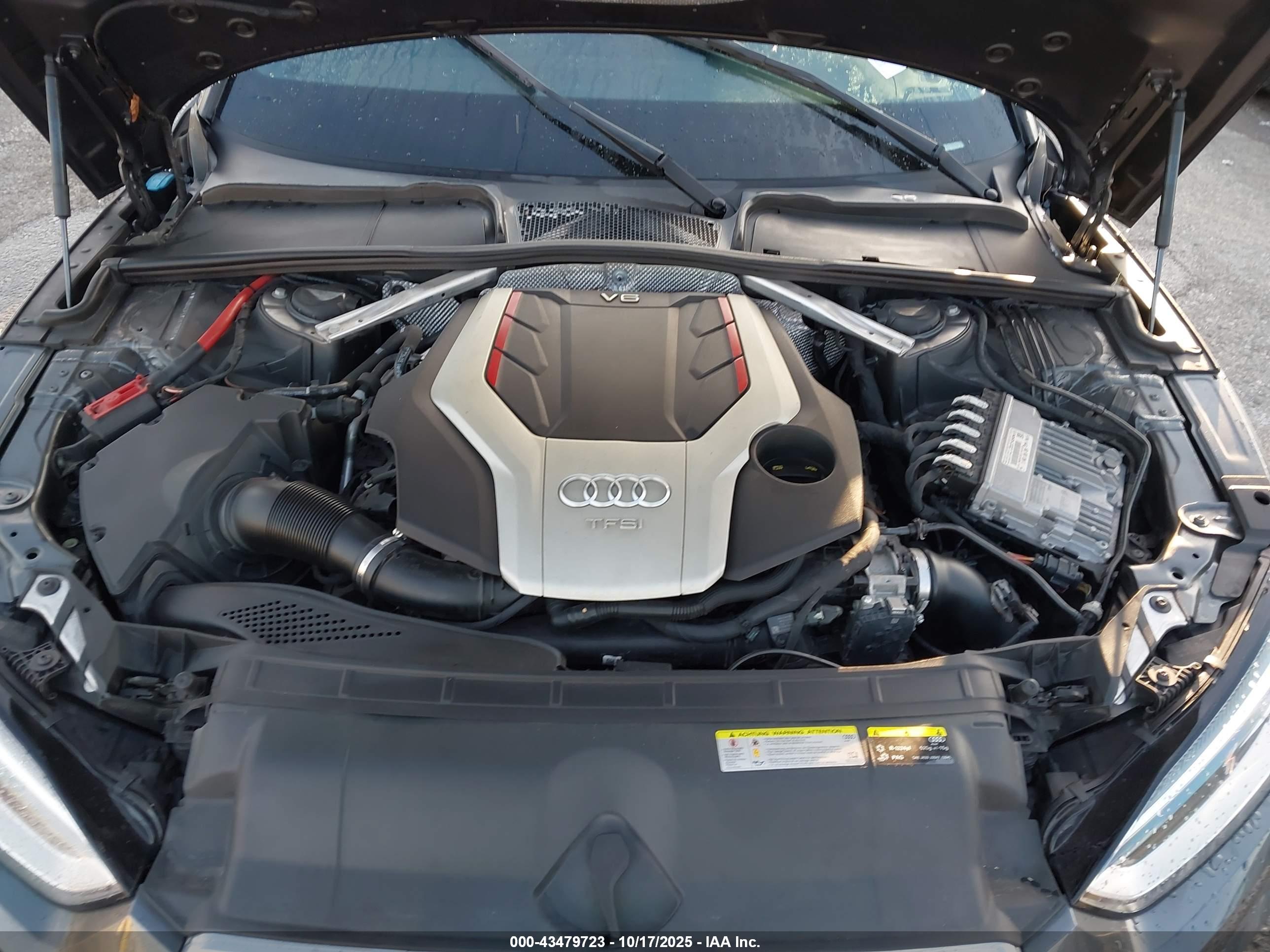 AUDI S5 image 10