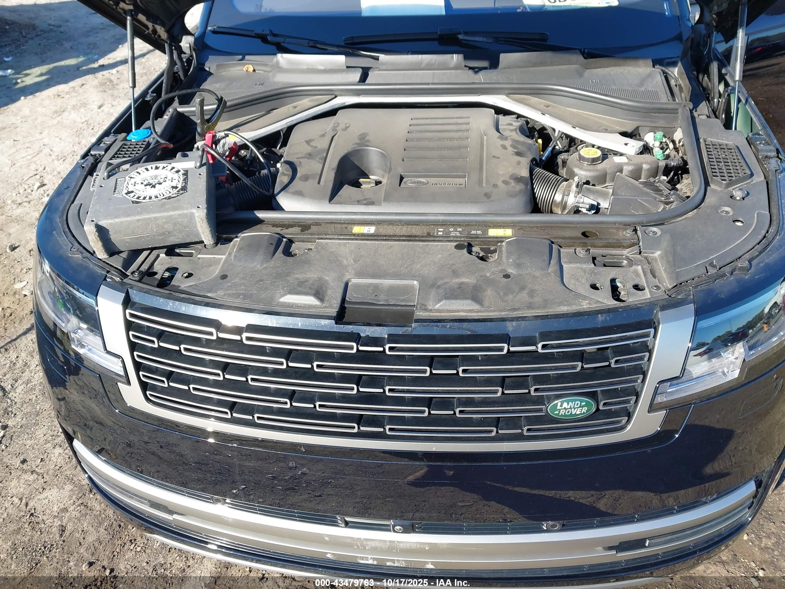 LAND ROVER image 10