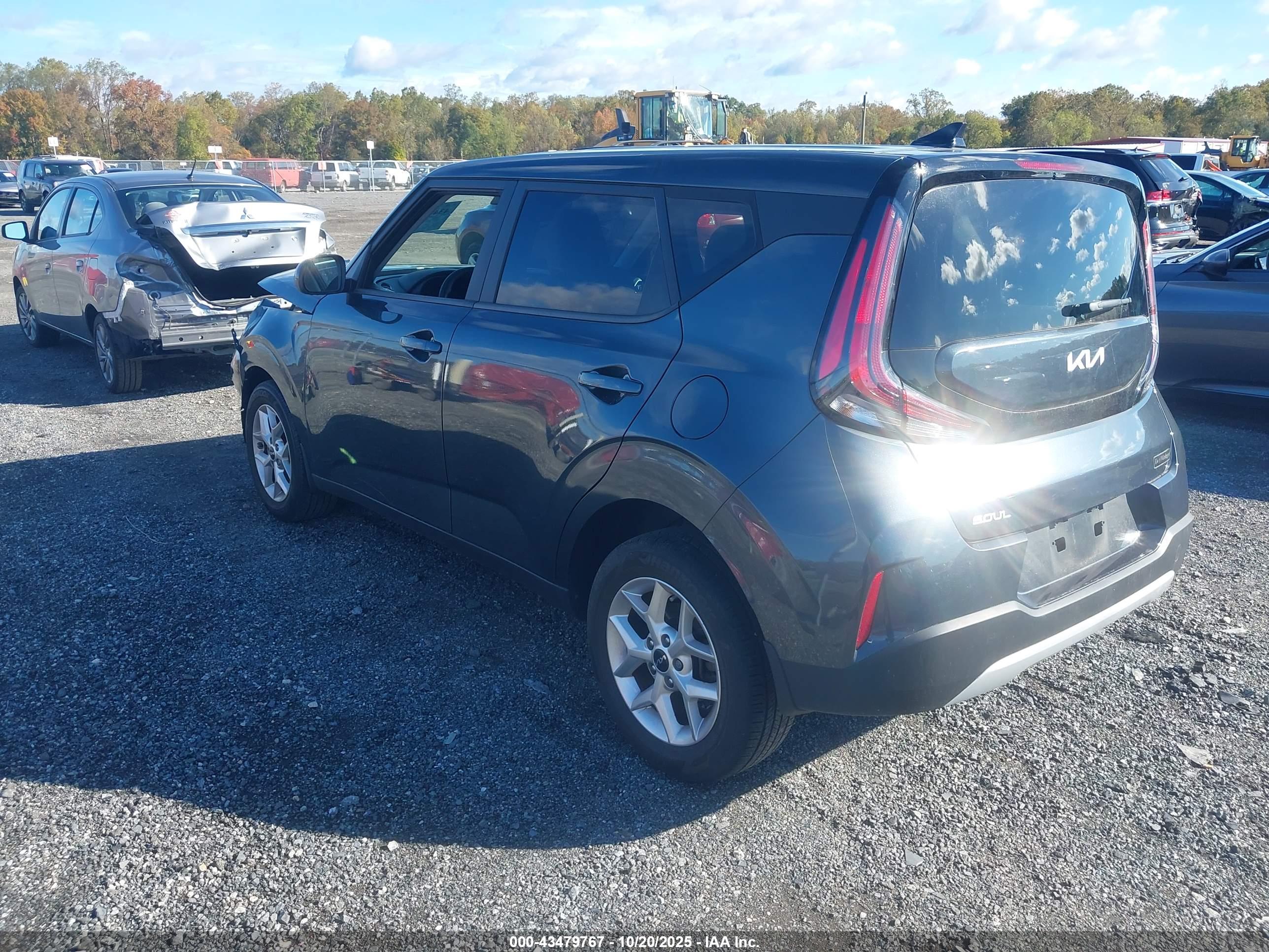 KIA SOUL image 3