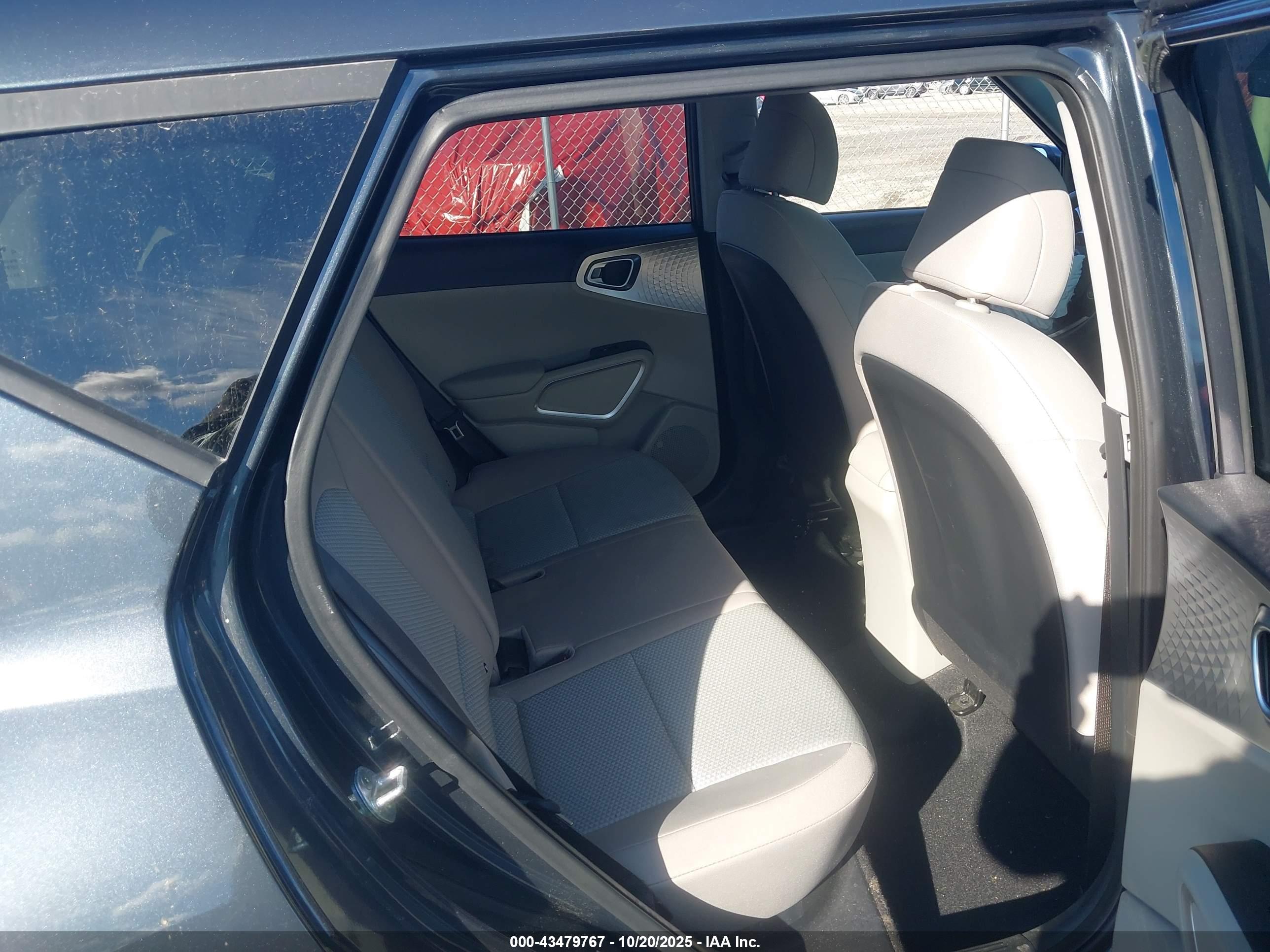 KIA SOUL image 8