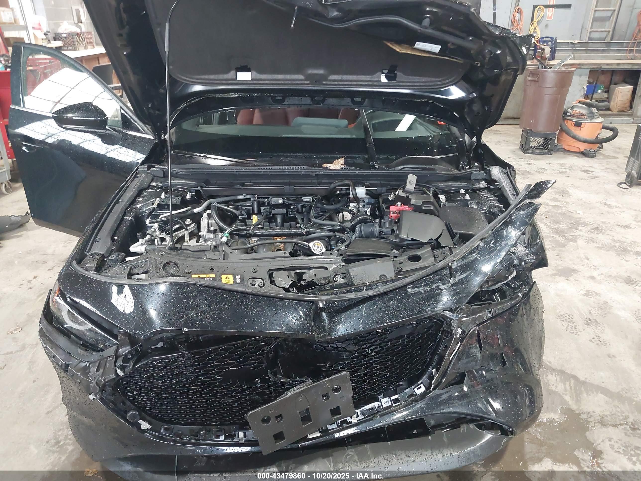 MAZDA MAZDA3 image 10