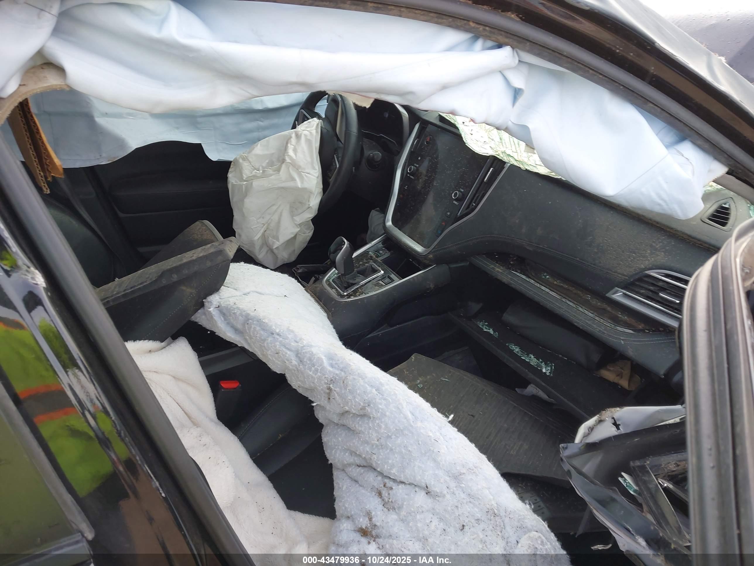 SUBARU LEGACY image 5