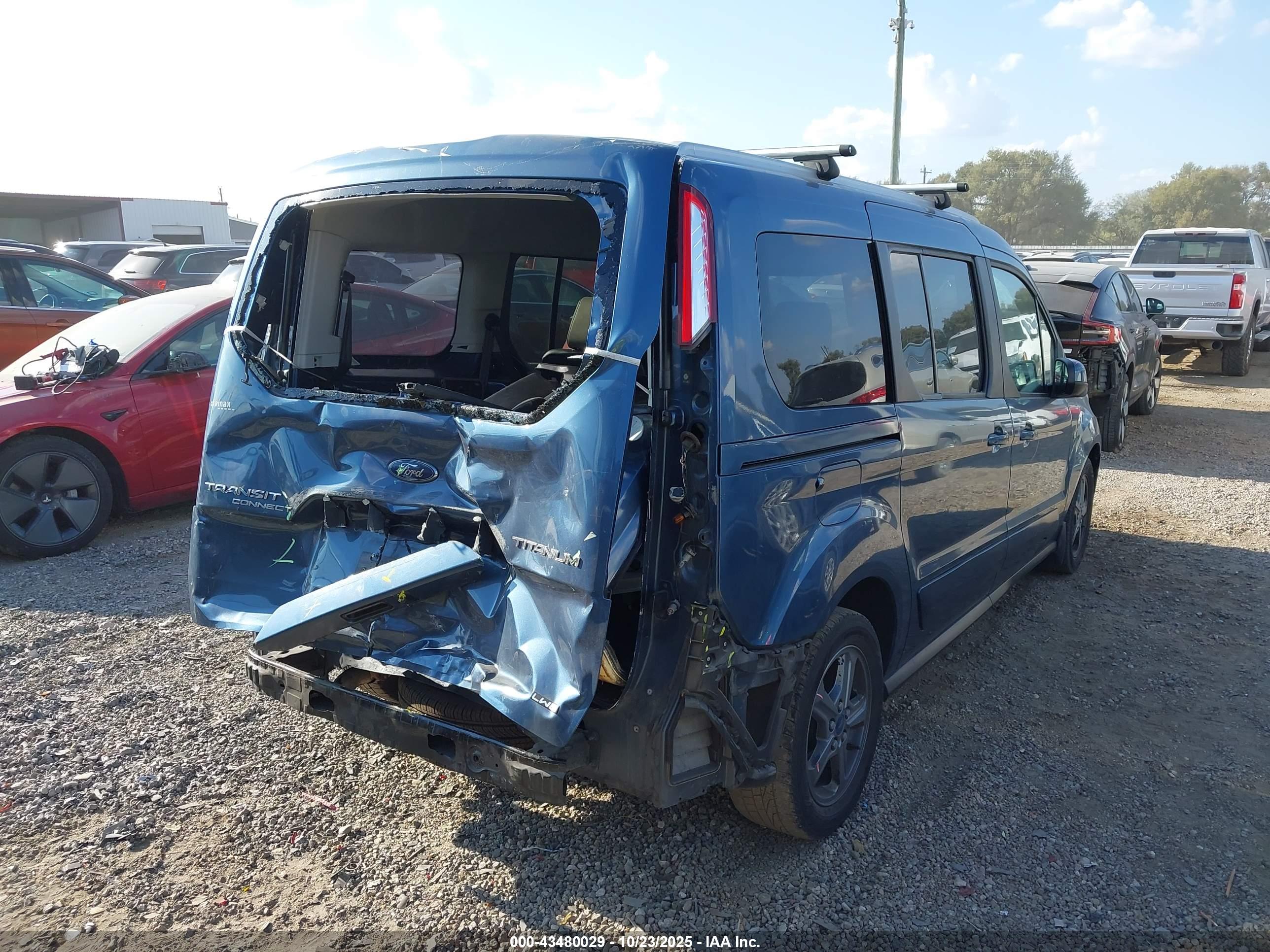 FORD TRANSIT image 4