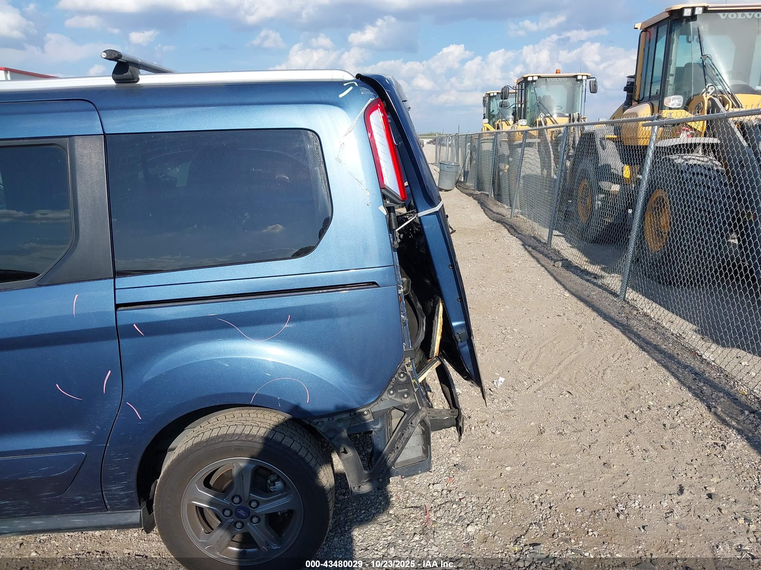 FORD TRANSIT image 6