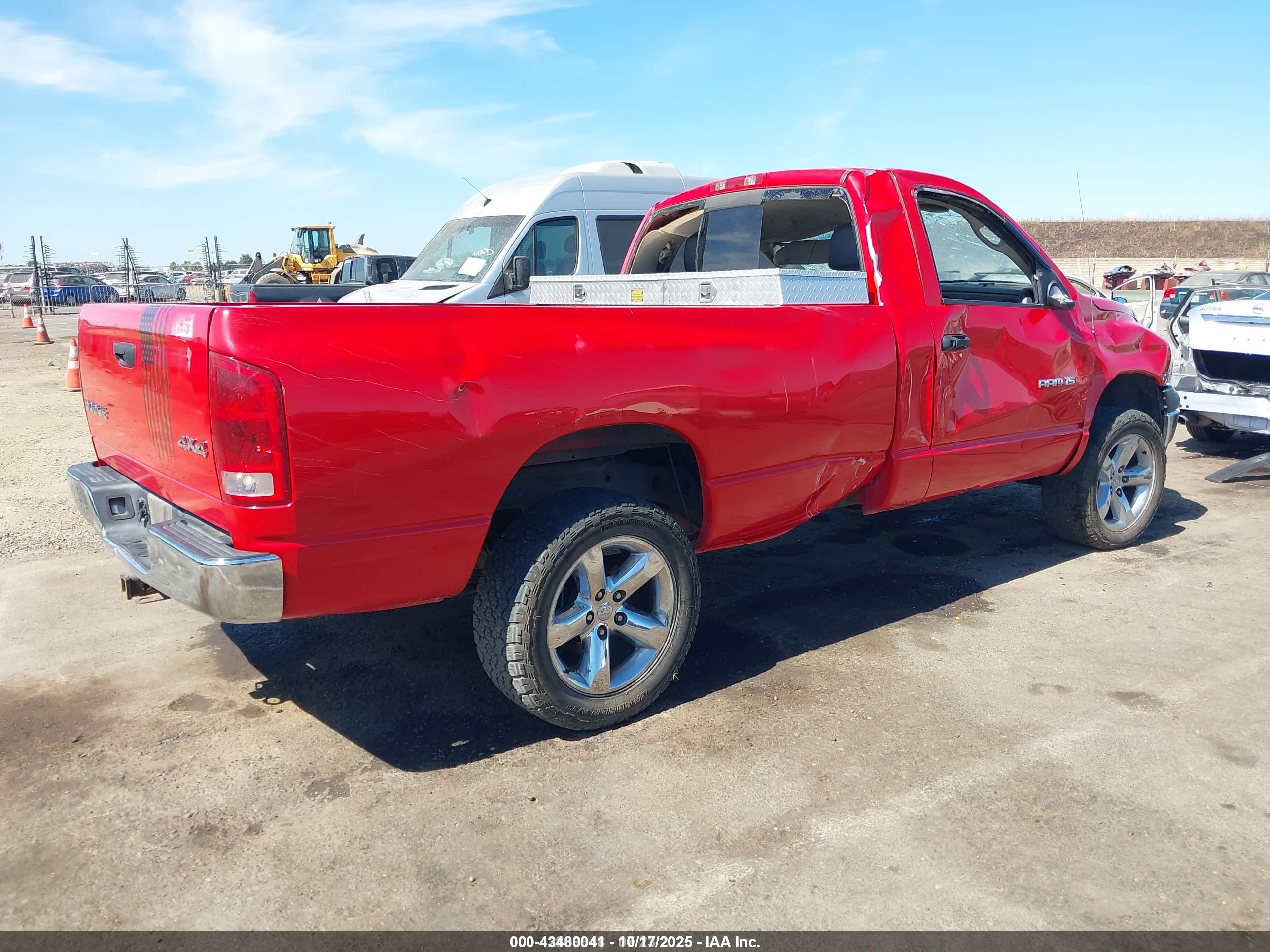 DODGE RAM image 4