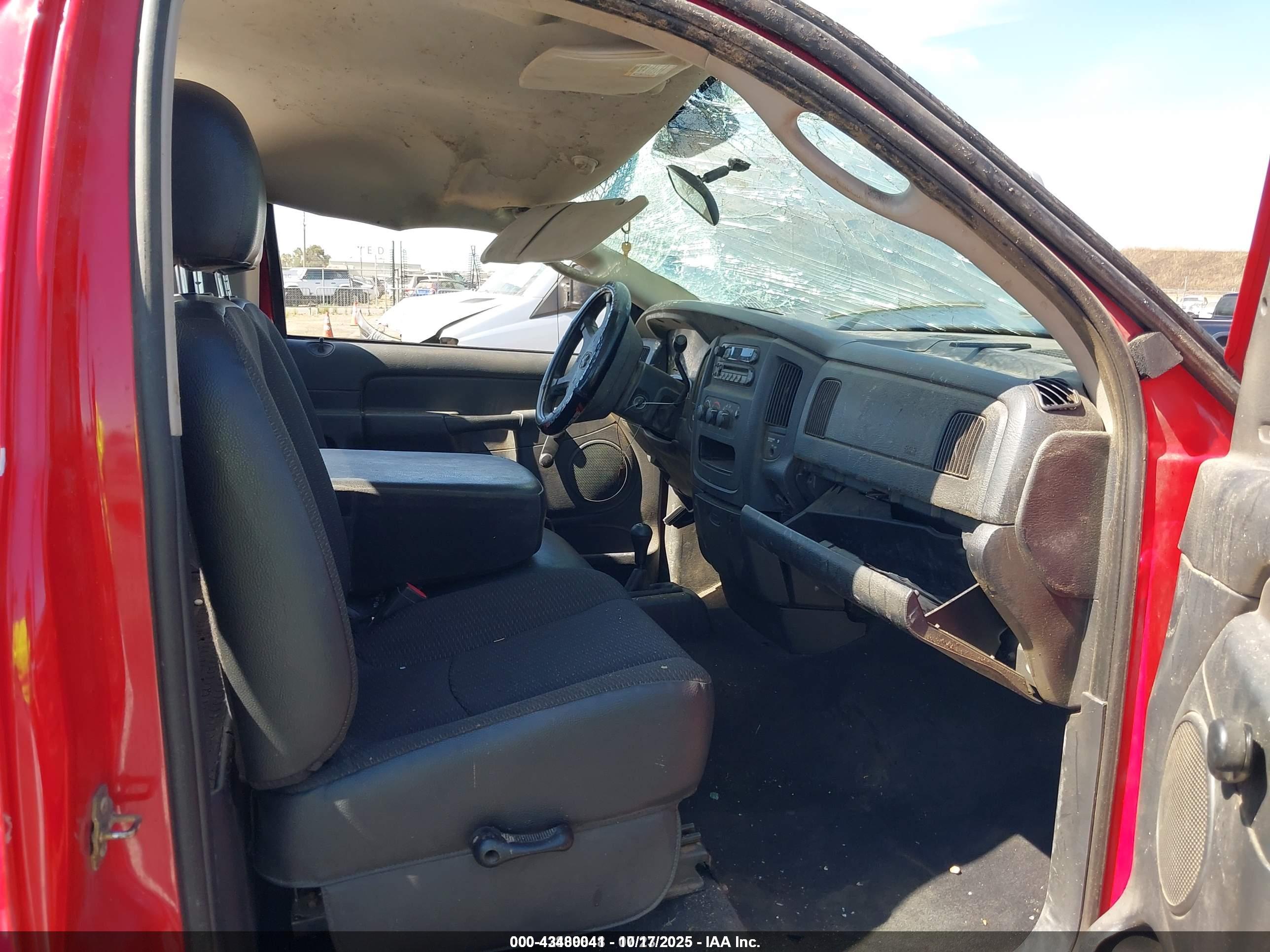 DODGE RAM image 5