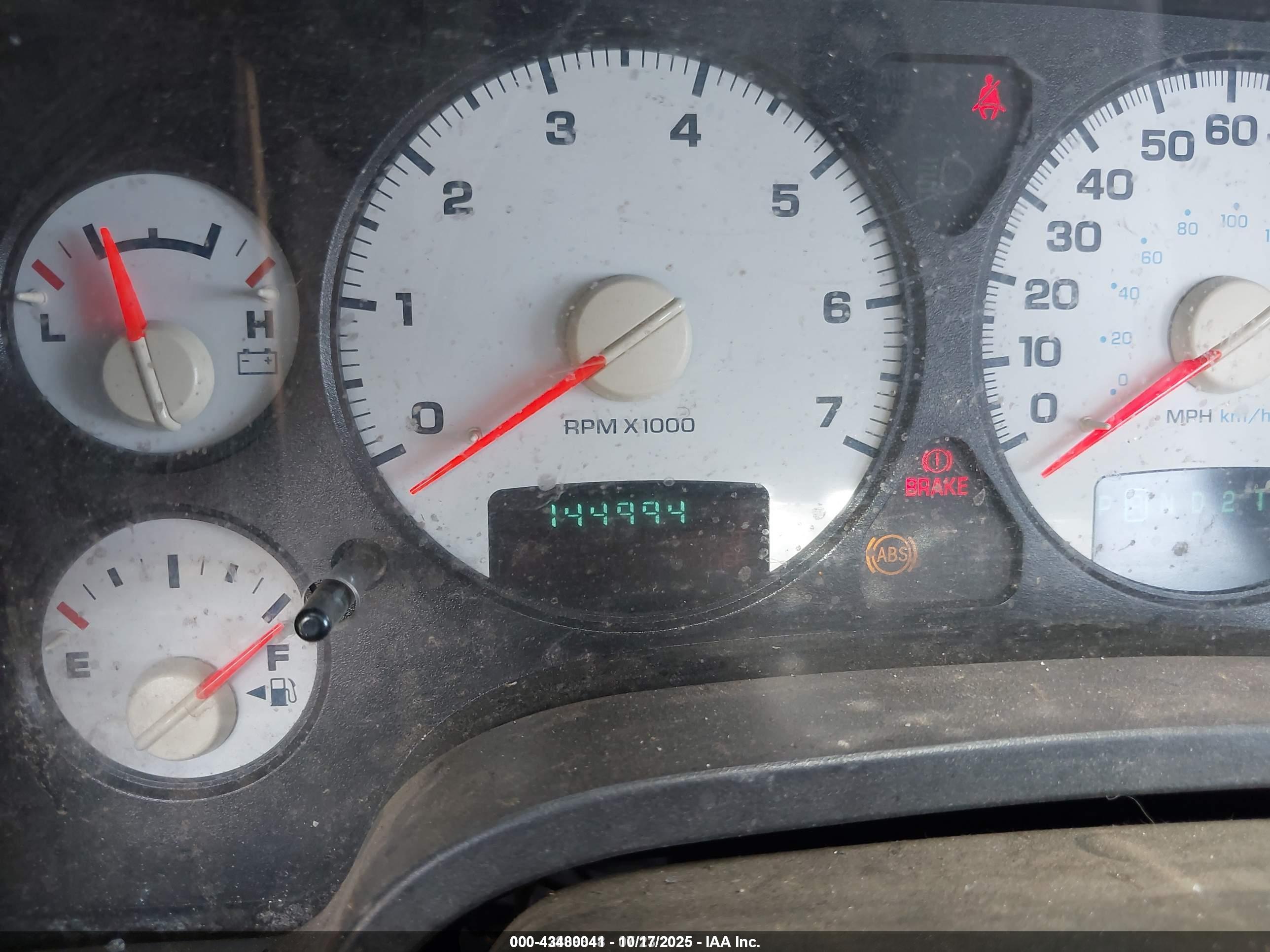 DODGE RAM image 7
