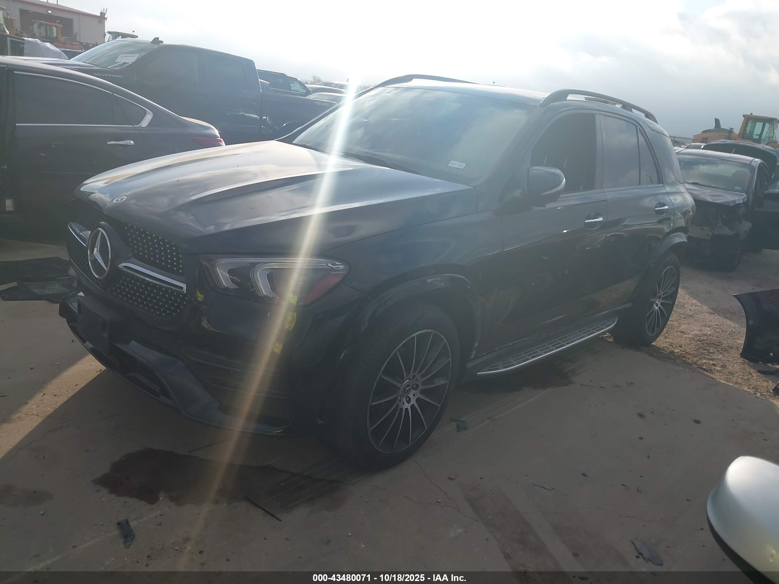 MERCEDES-BENZ GLE image 2