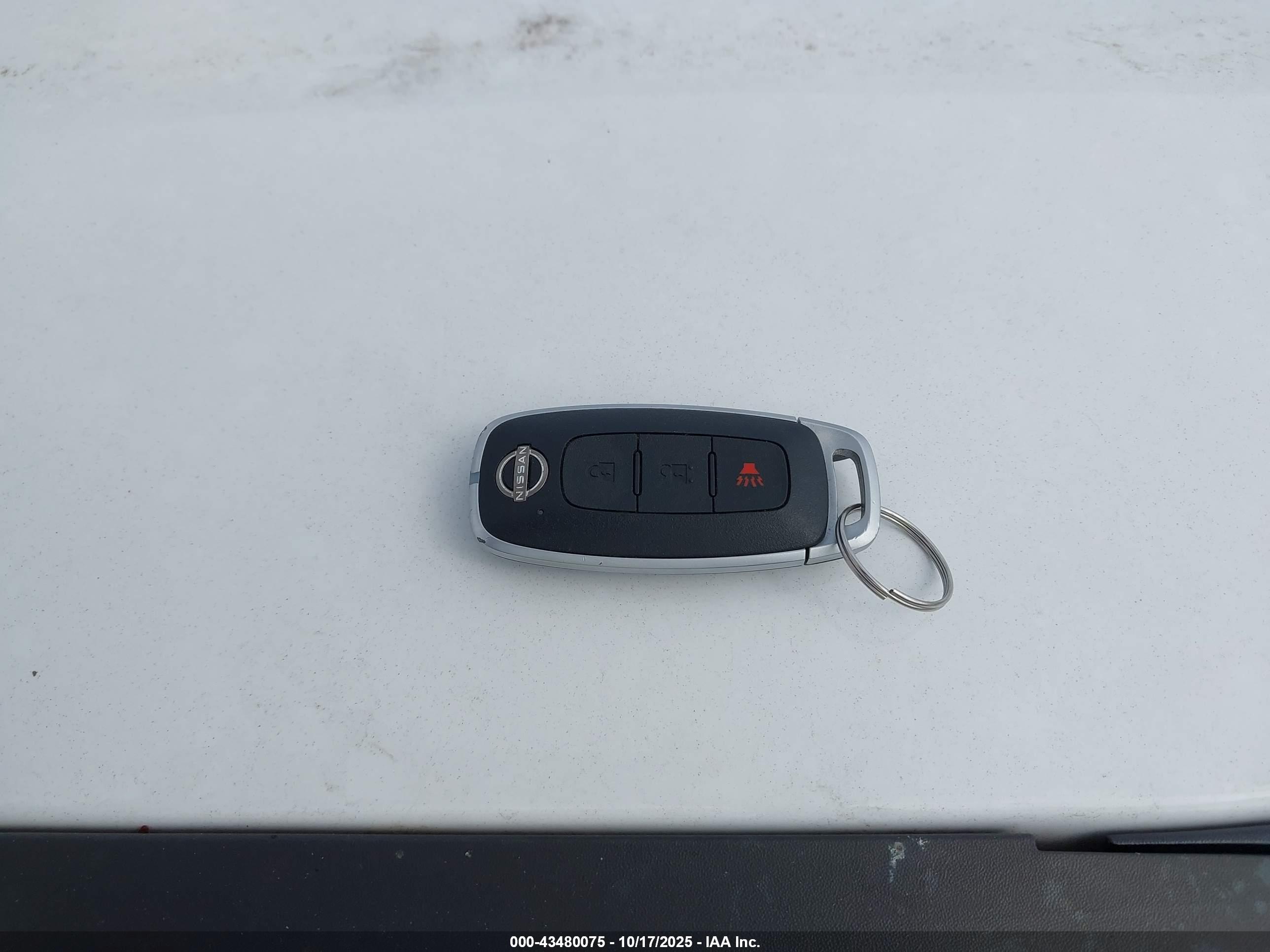 NISSAN KICKS image 11