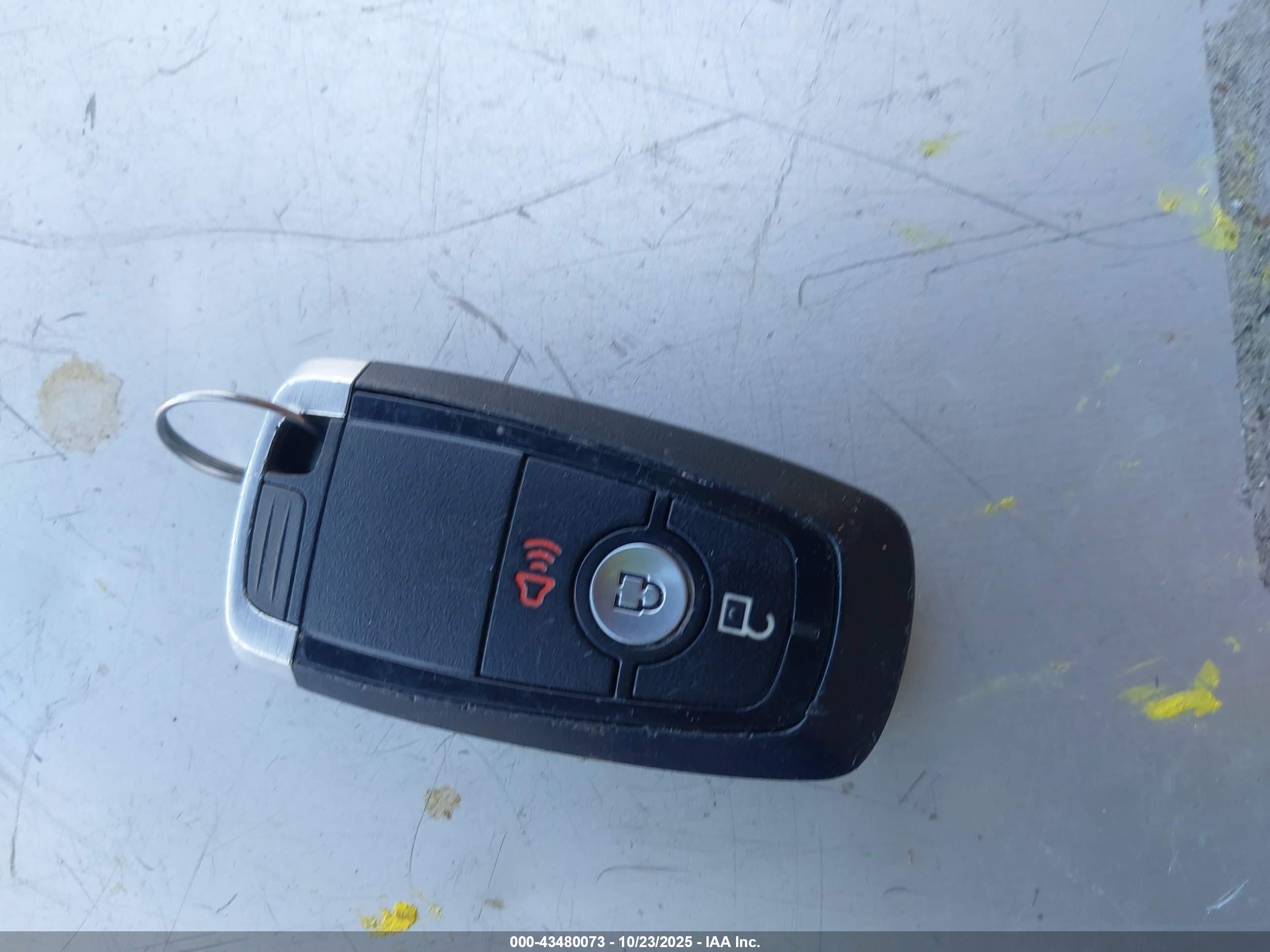 FORD ESCAPE image 11