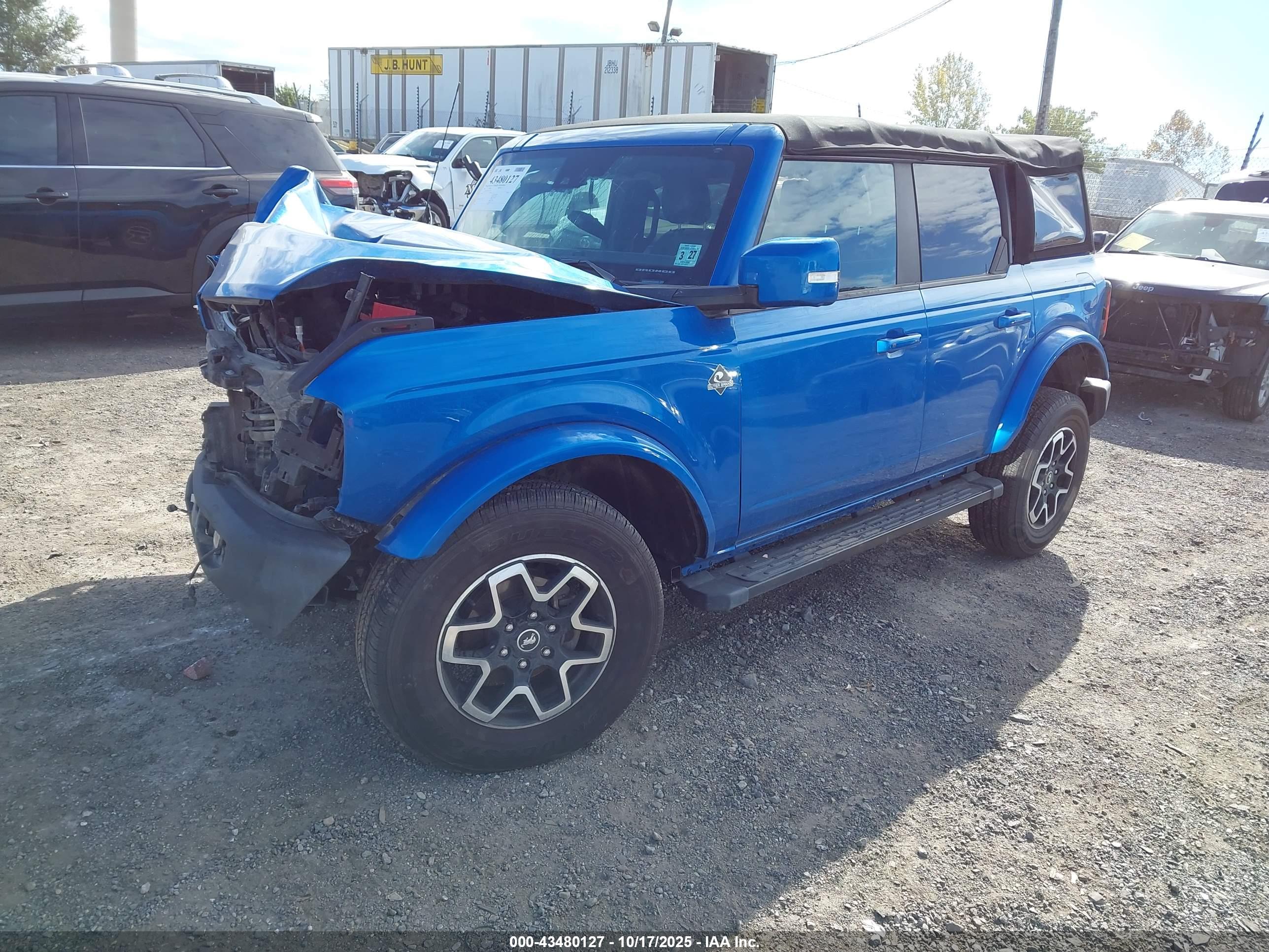 FORD BRONCO image 2