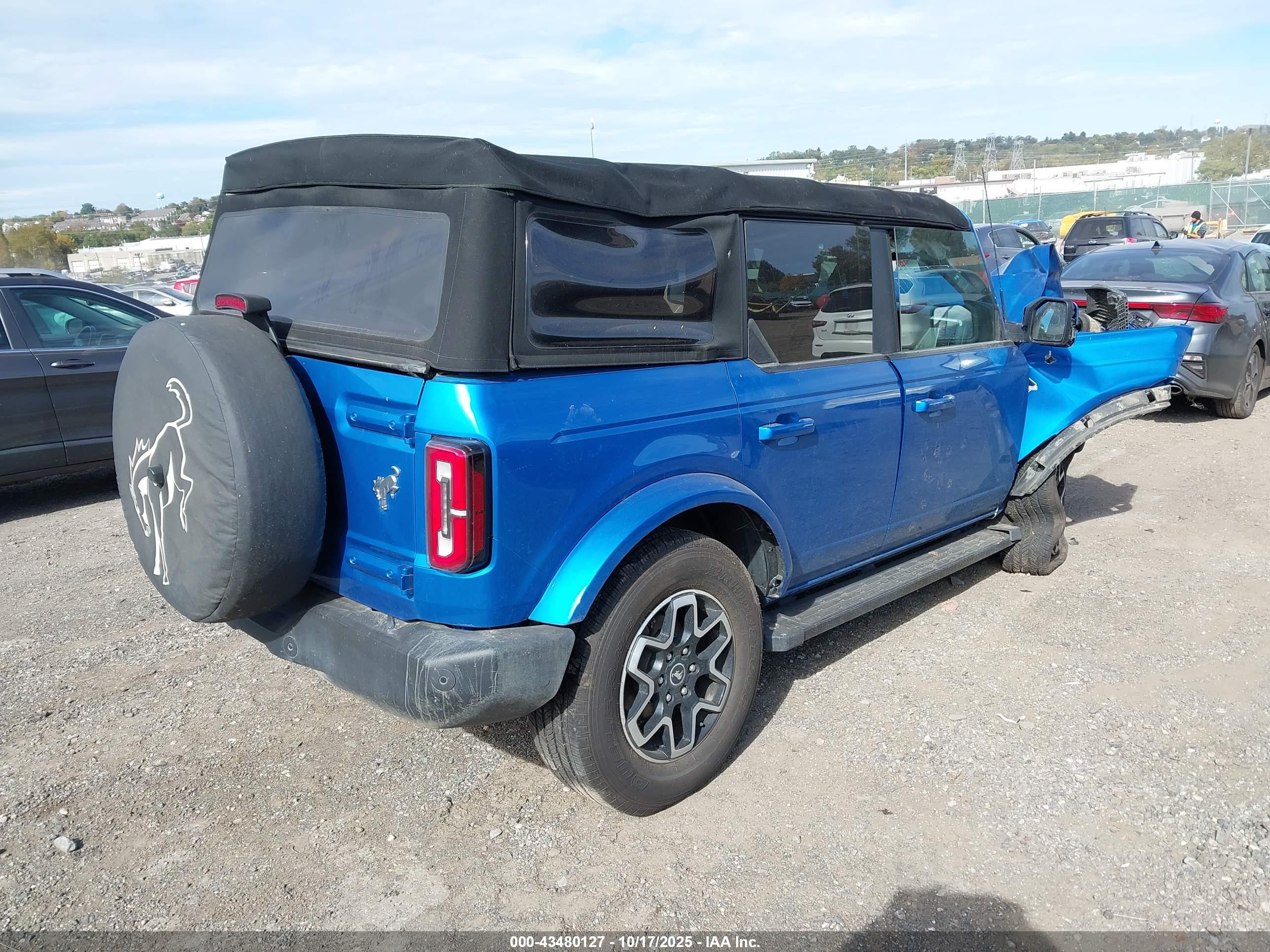 FORD BRONCO image 4