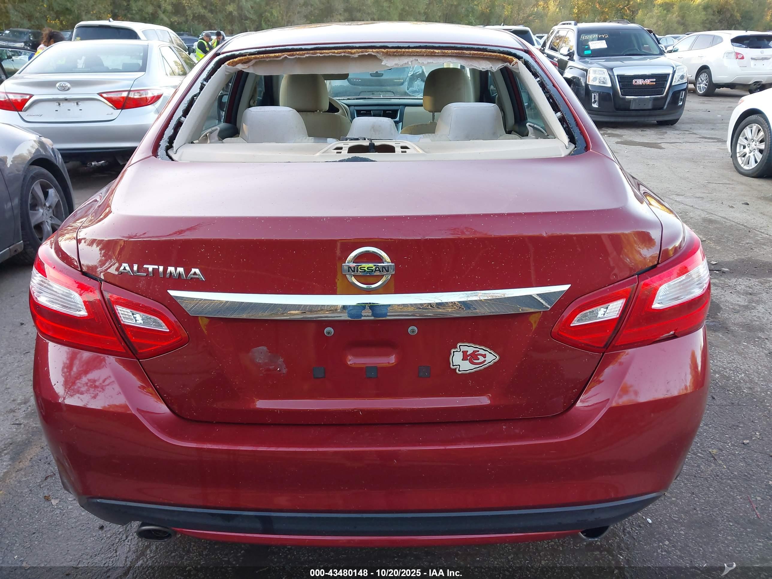 NISSAN ALTIMA image 6