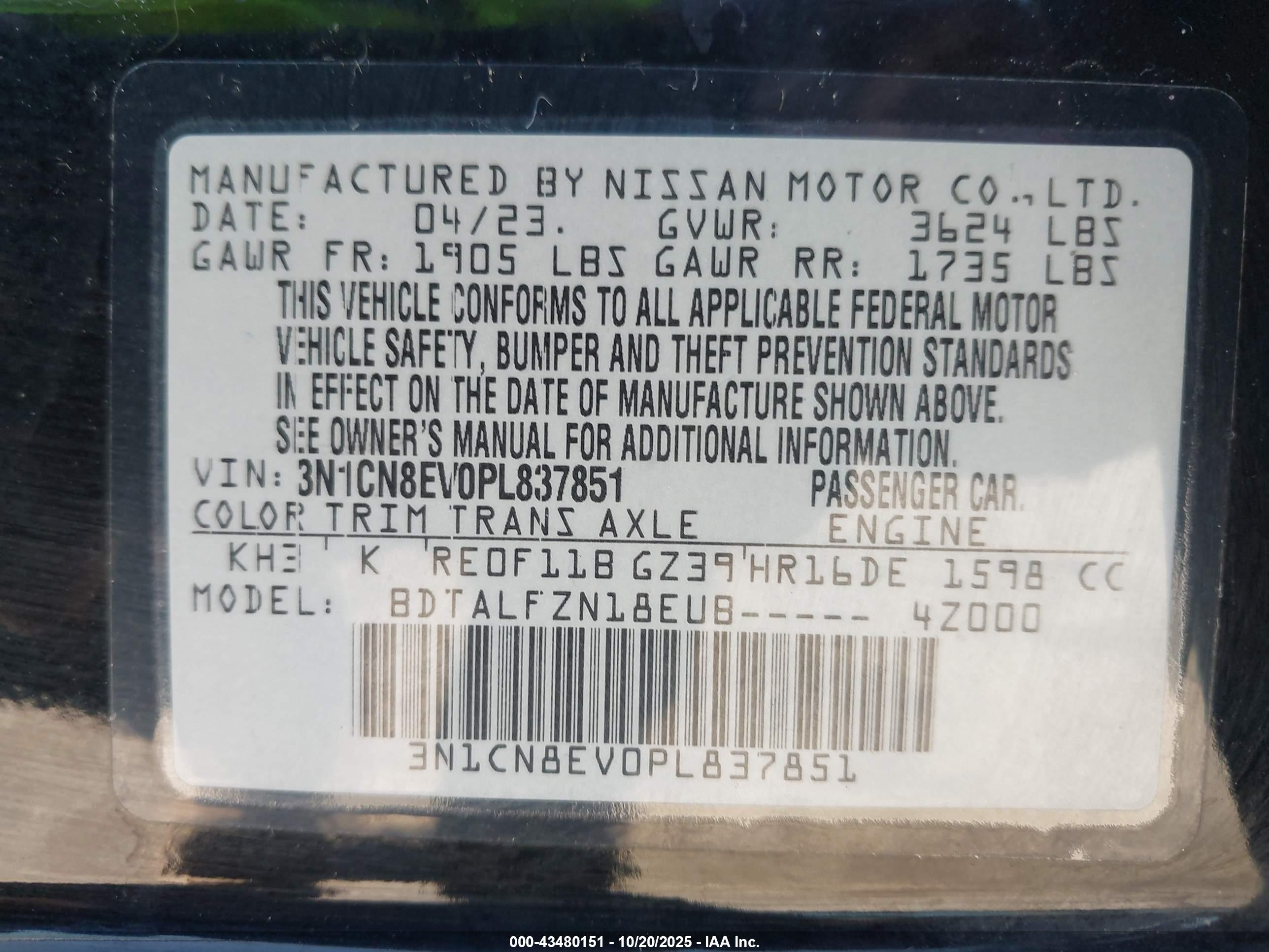 NISSAN VERSA image 9