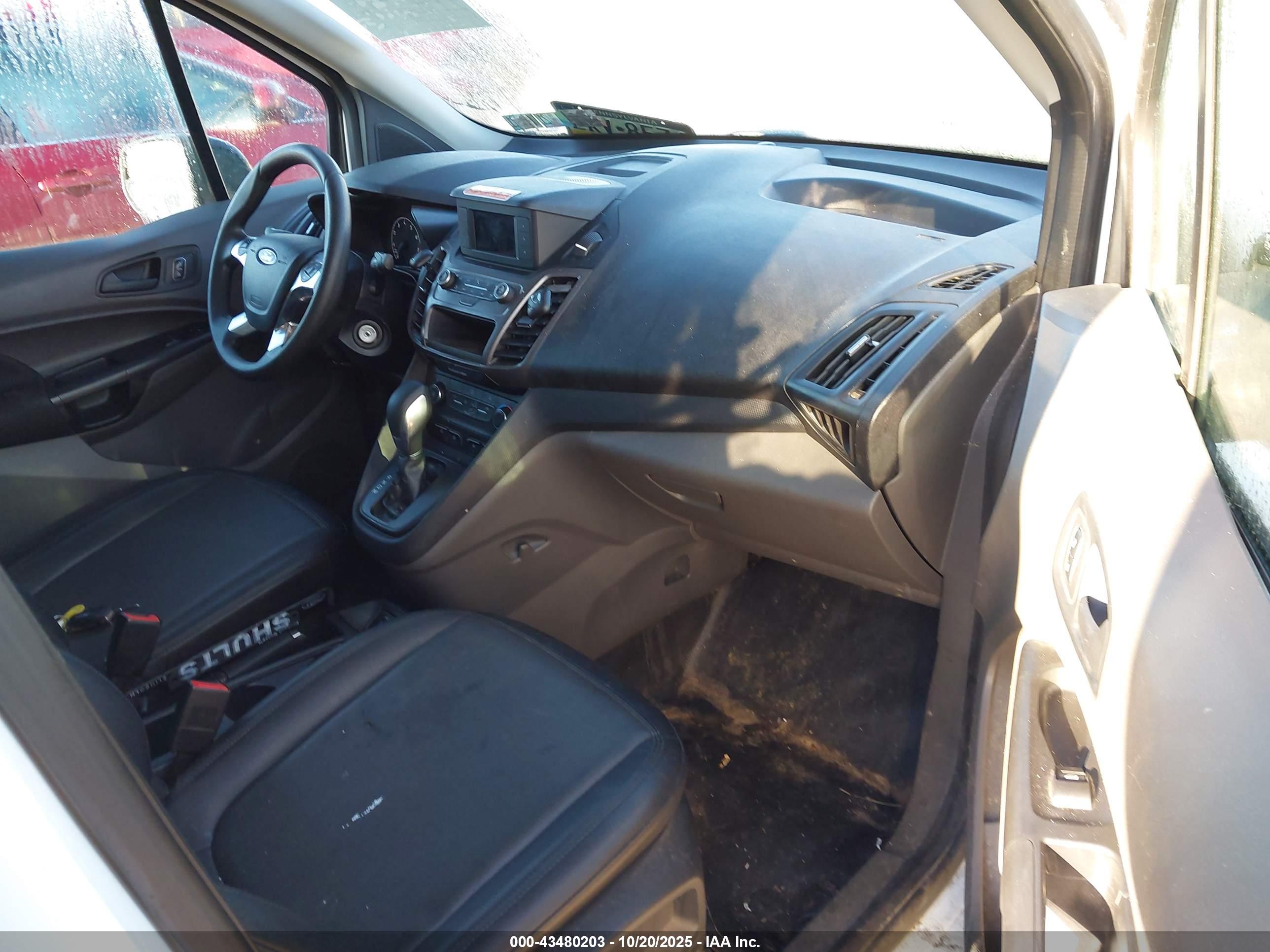 FORD TRANSIT image 5