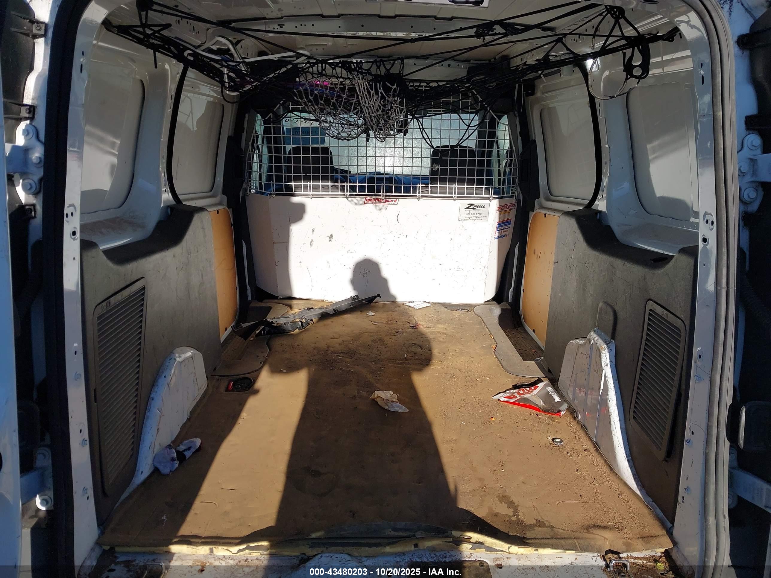 FORD TRANSIT image 8