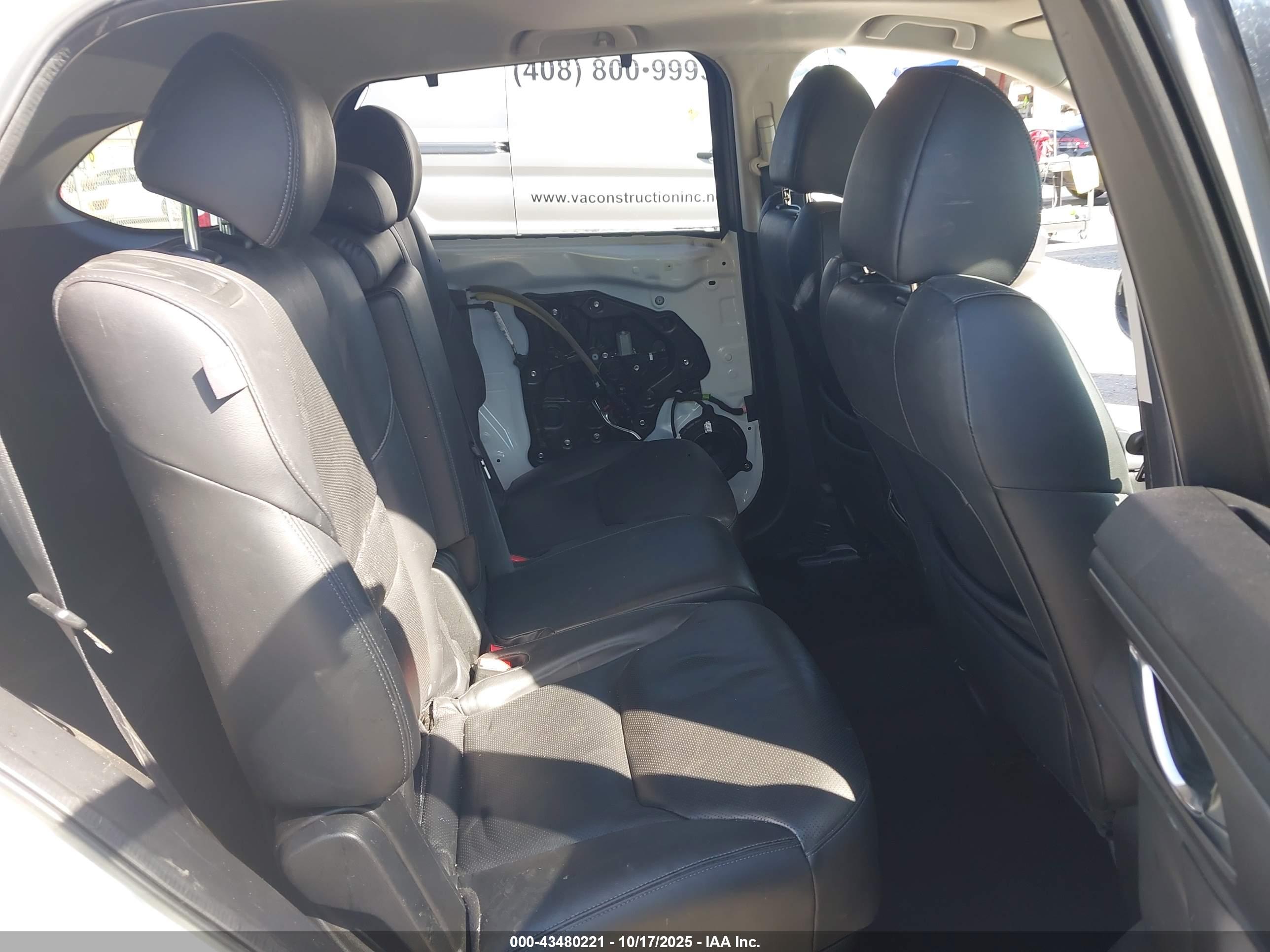MAZDA CX-9 image 8