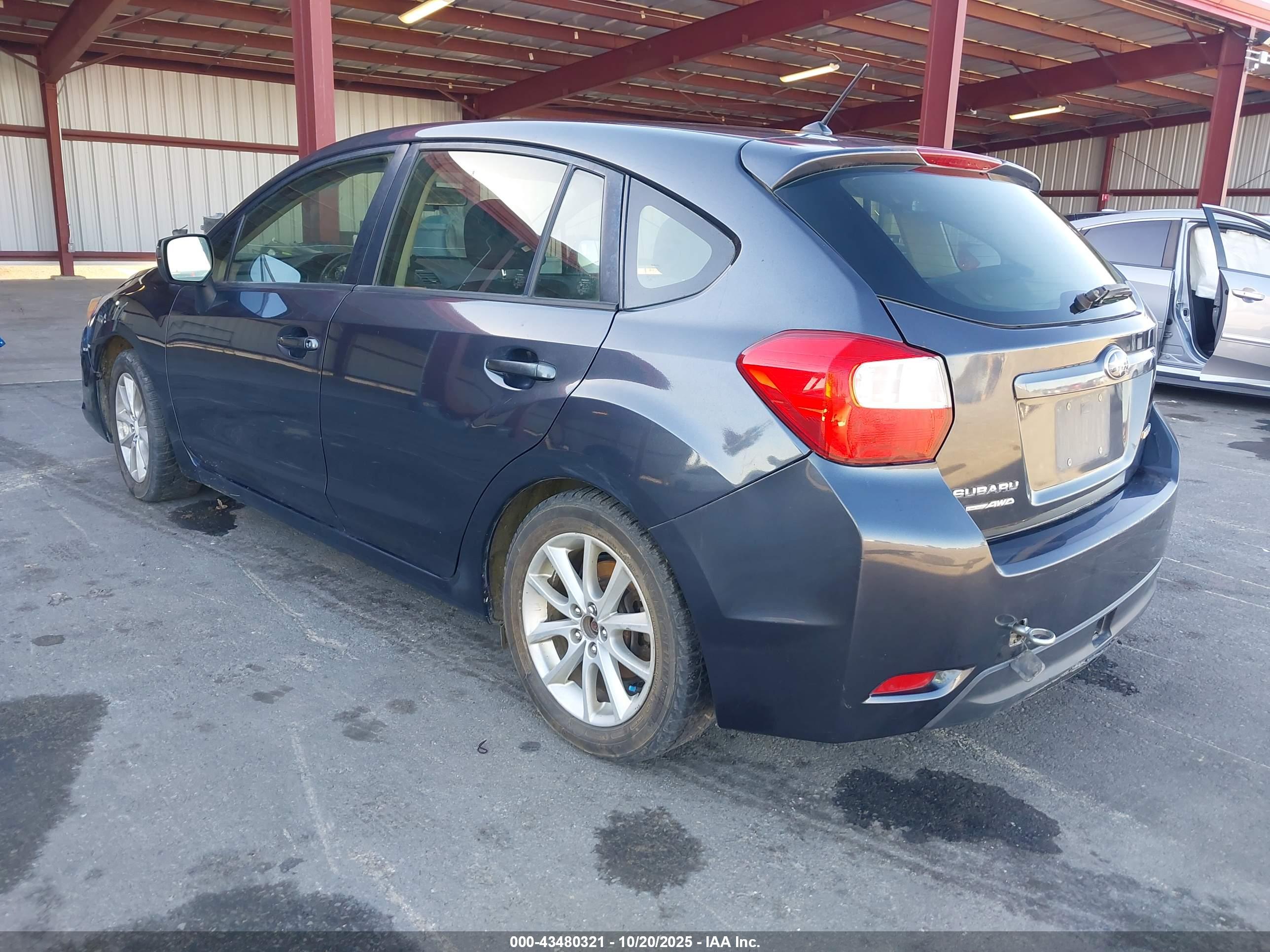 SUBARU IMPREZA image 3