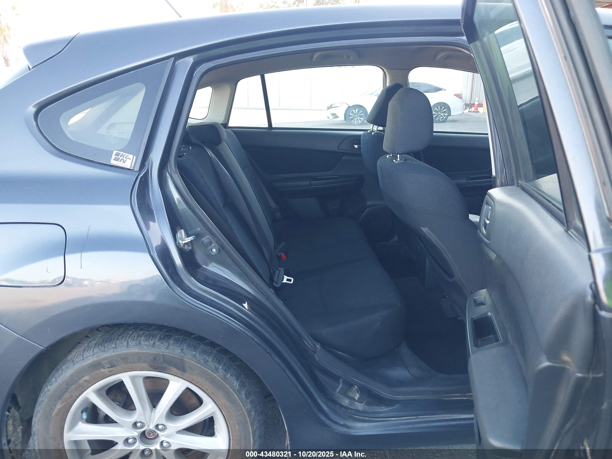 SUBARU IMPREZA image 8