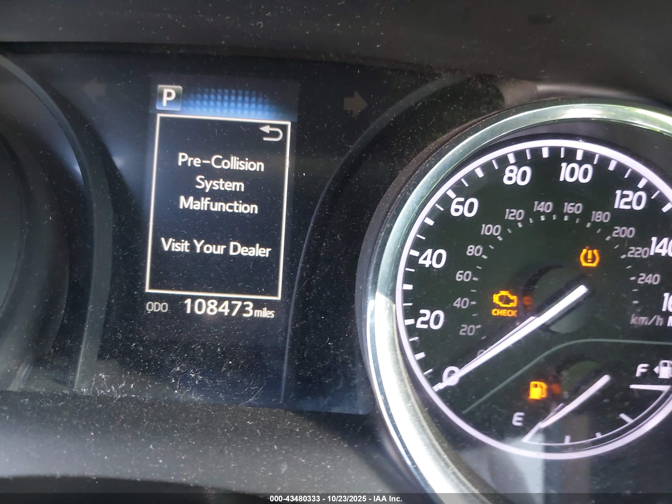 TOYOTA CAMRY image 7