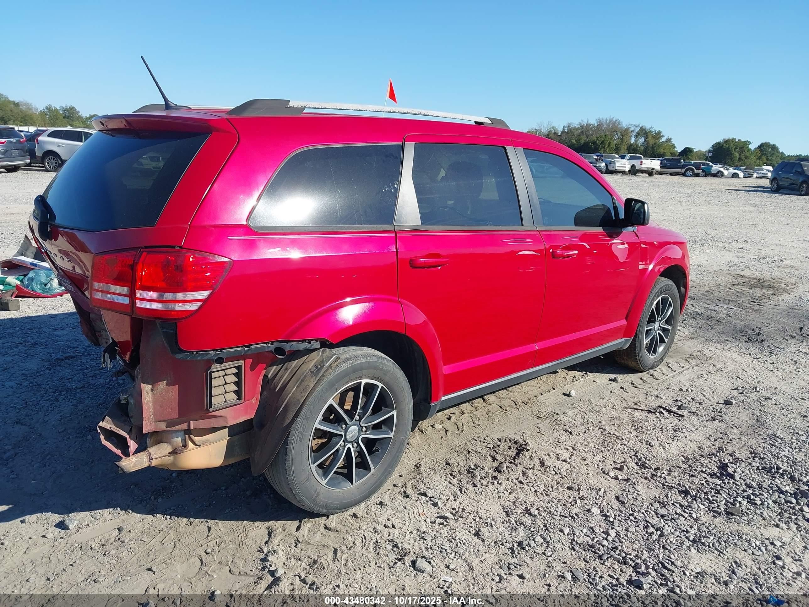 DODGE JOURNEY image 4