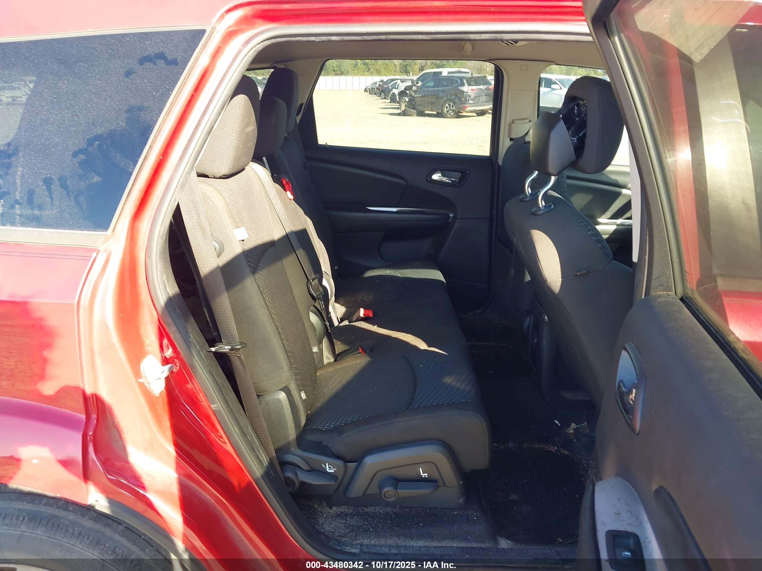 DODGE JOURNEY image 8