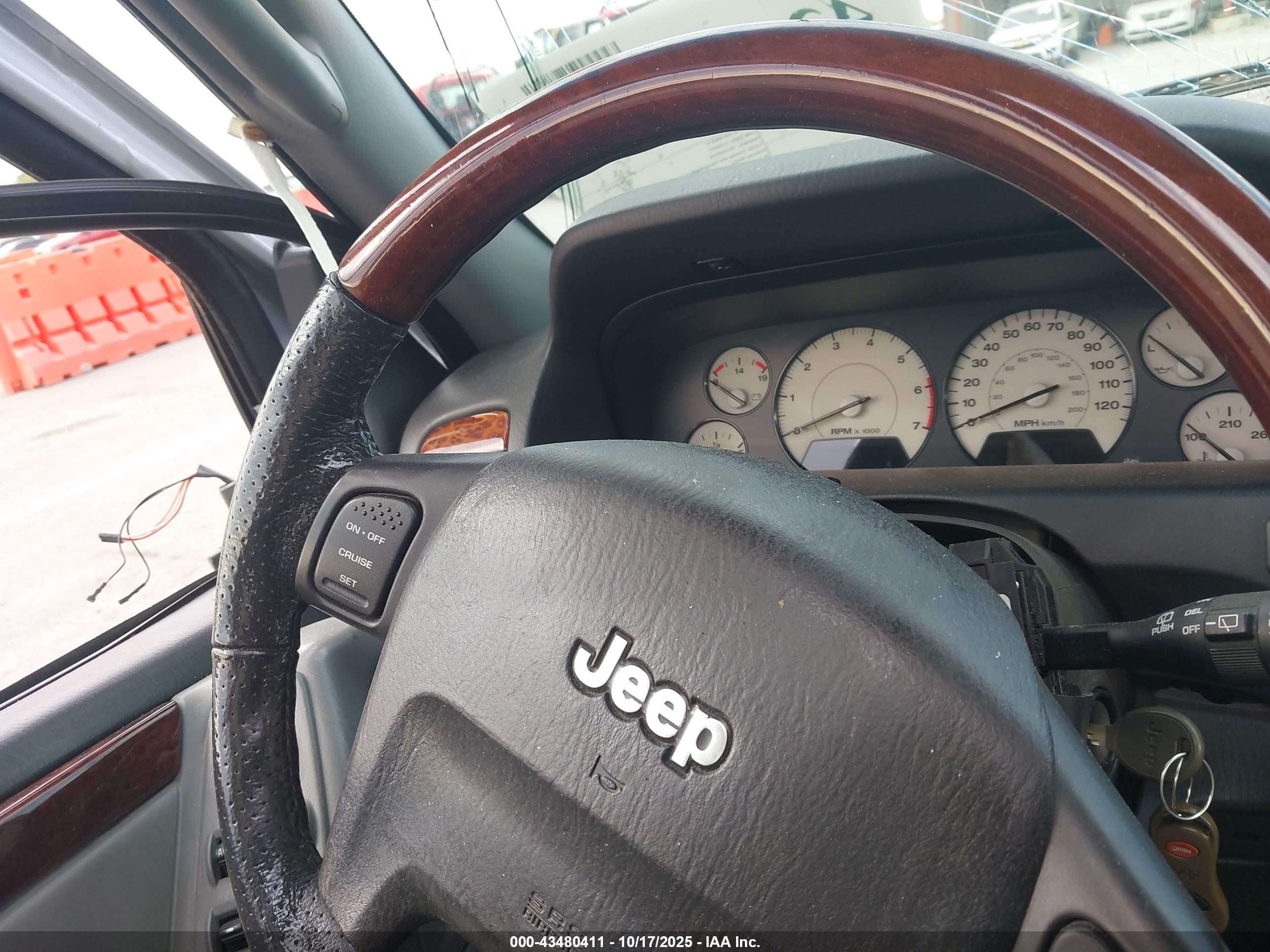 JEEP GRAND image 7