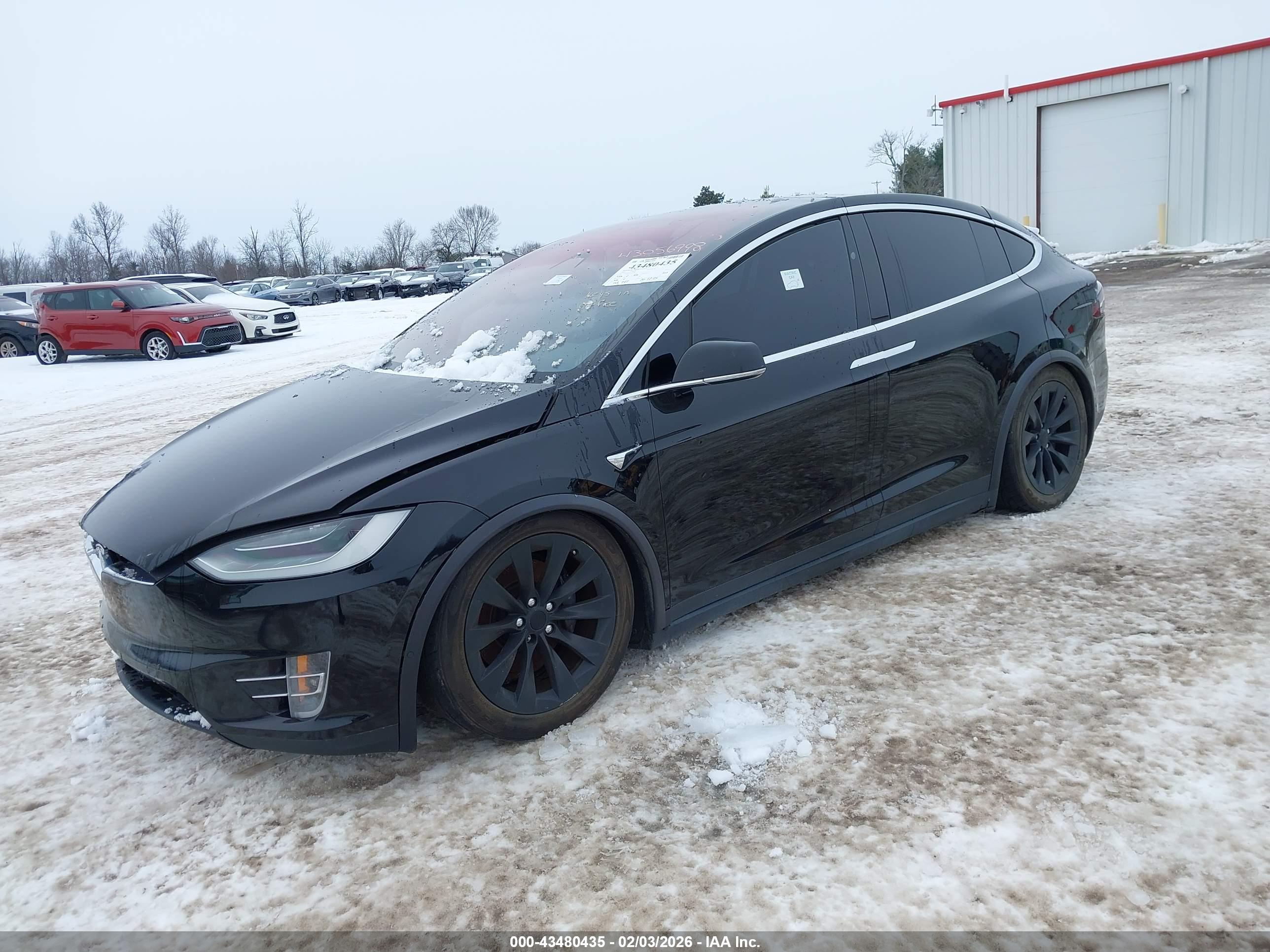 TESLA MODEL image 2
