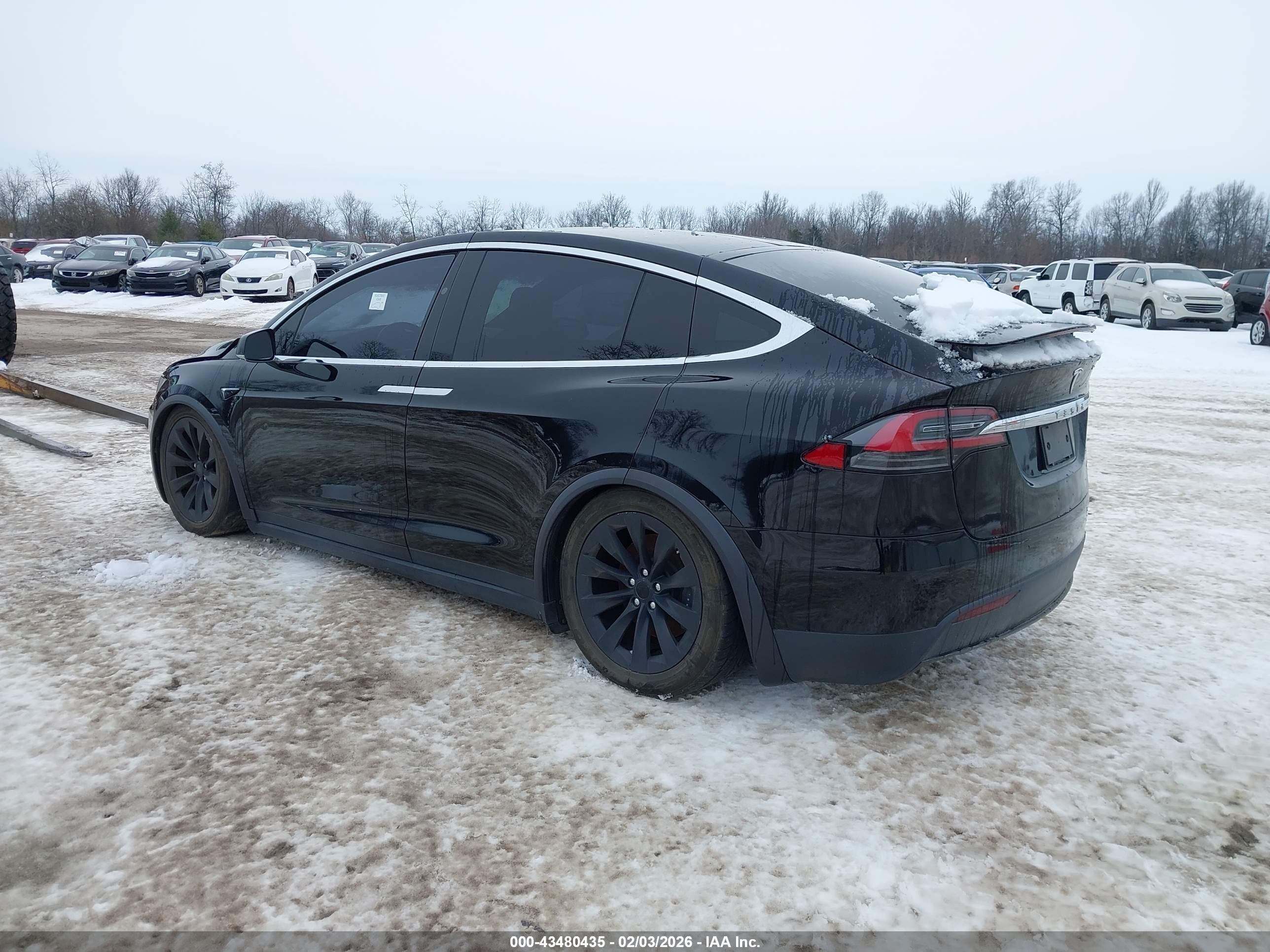 TESLA MODEL image 3