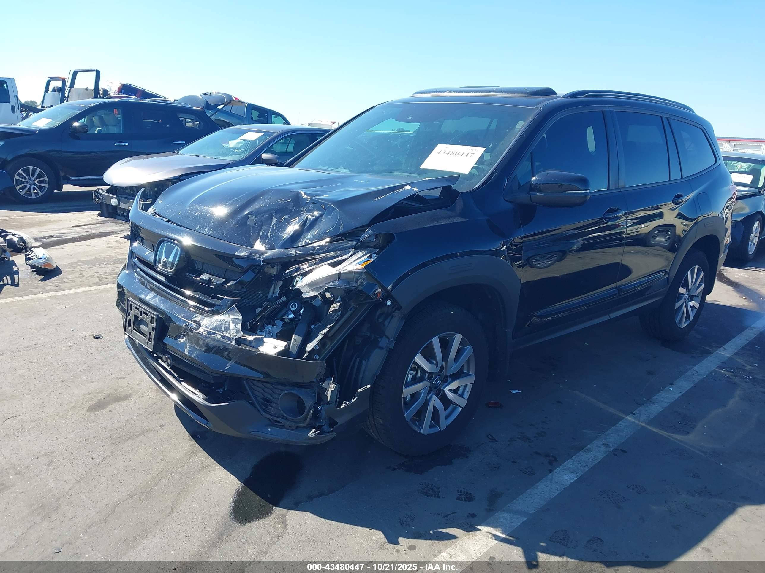 HONDA PILOT image 2