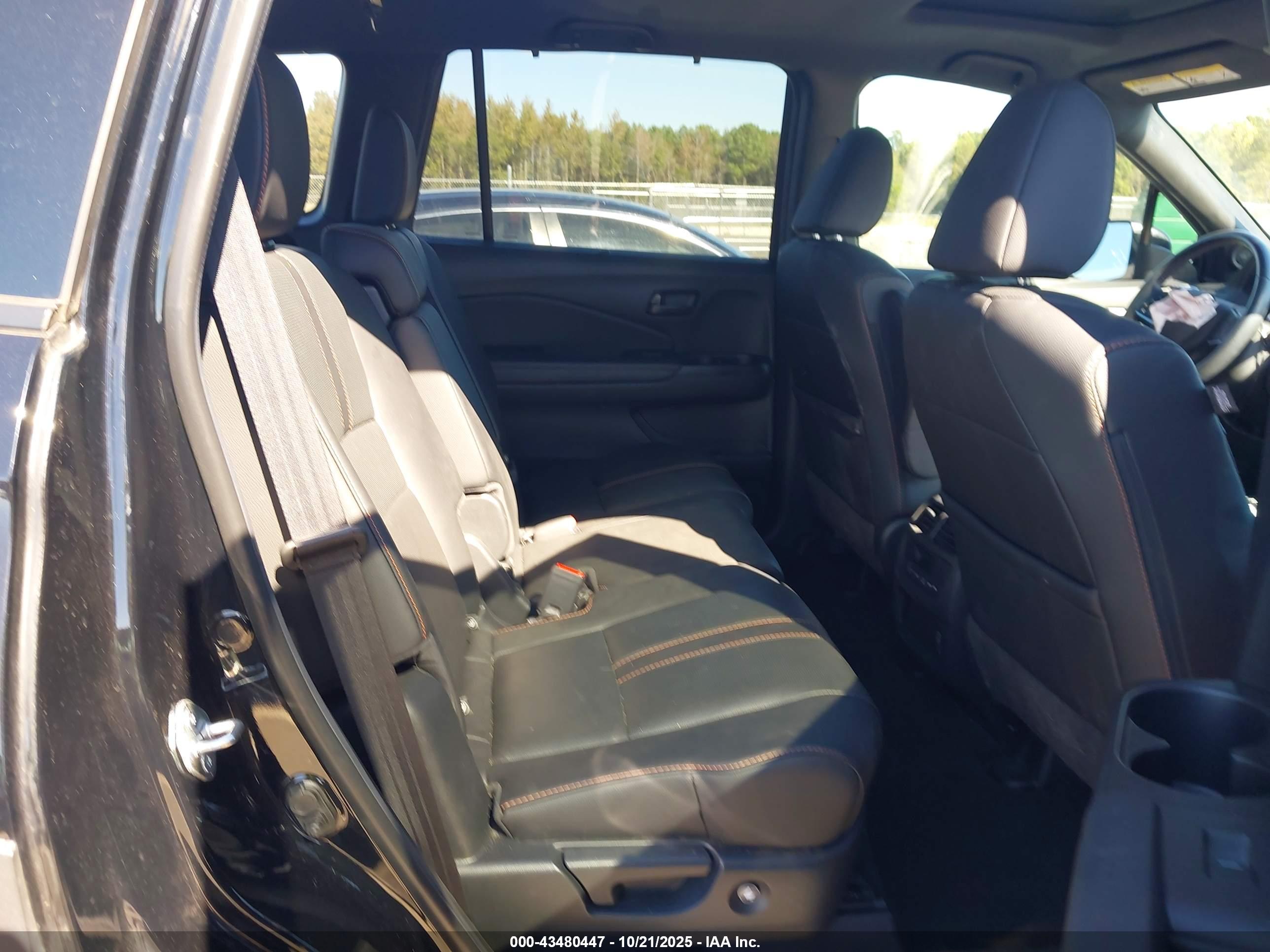 HONDA PILOT image 8