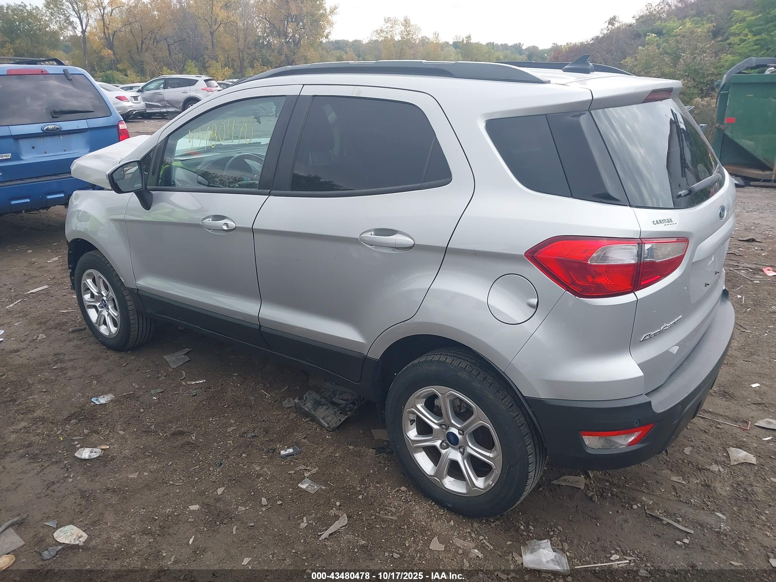 FORD ECOSPORT image 3