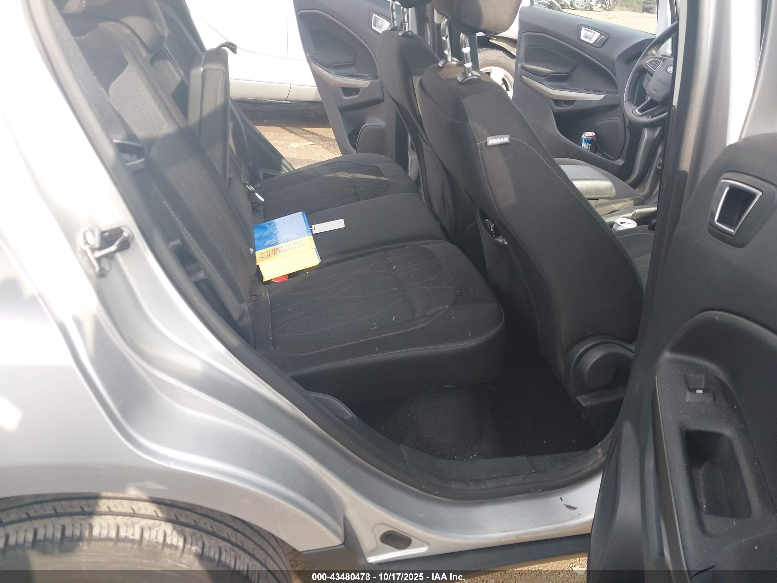 FORD ECOSPORT image 8