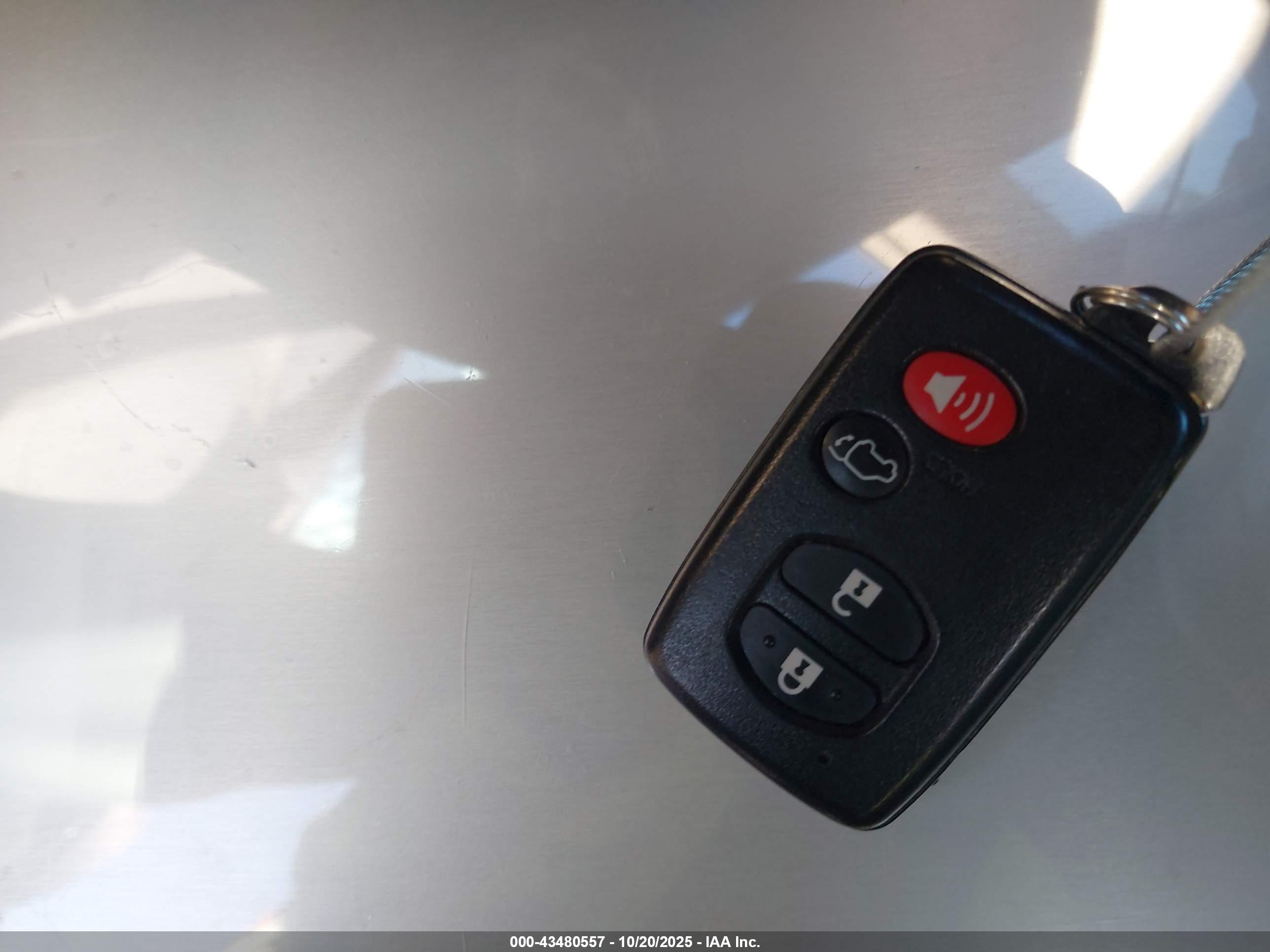 TOYOTA HIGHLANDER image 11