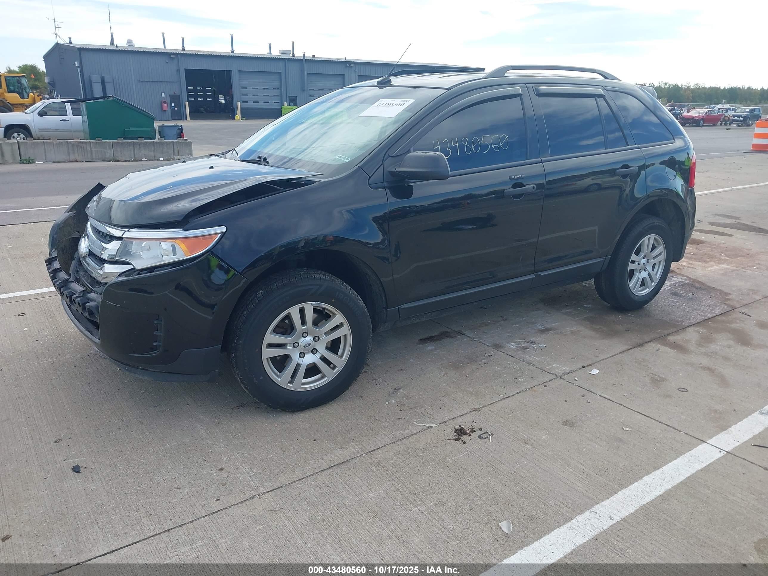 FORD EDGE image 2