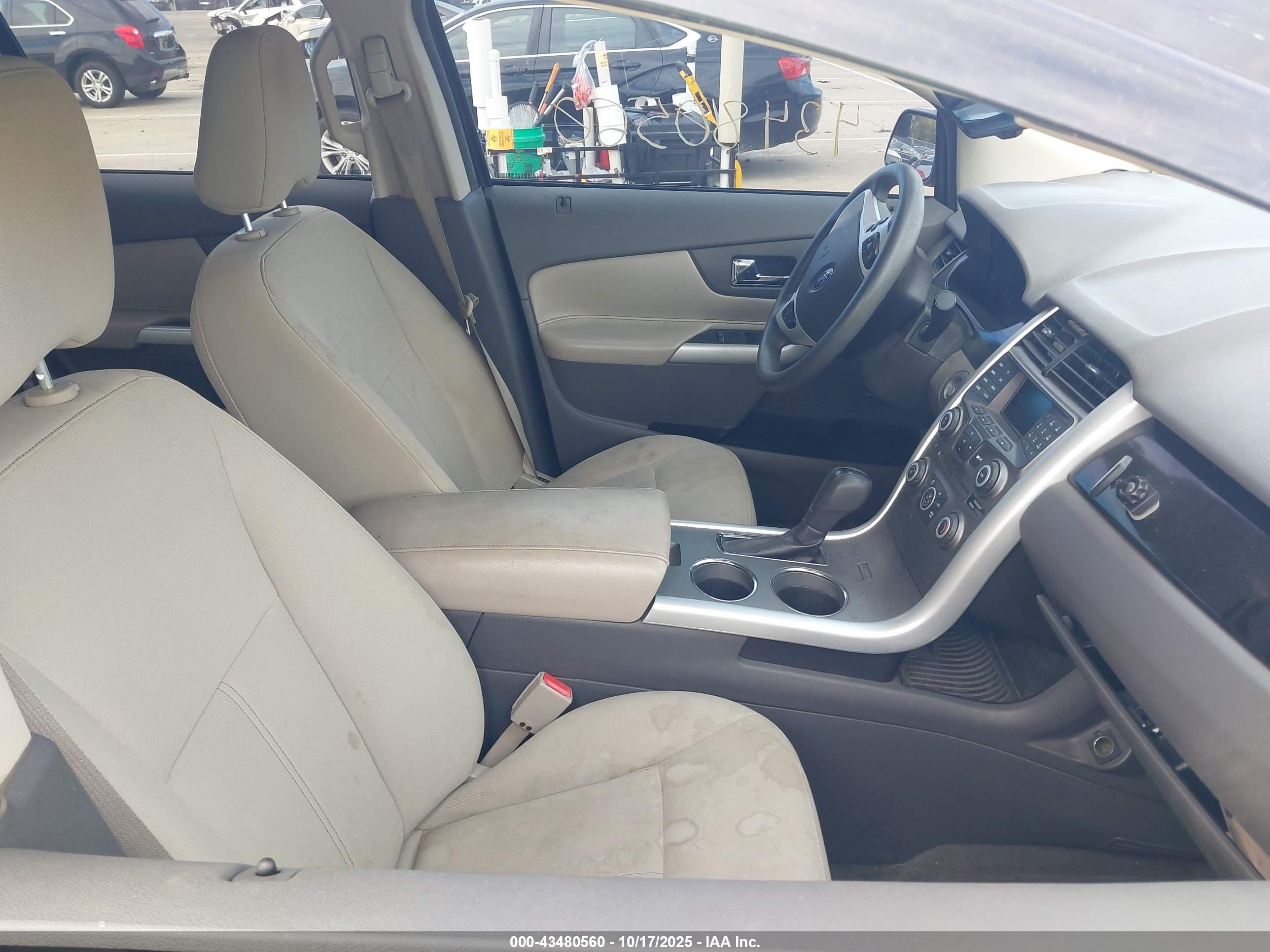 FORD EDGE image 5