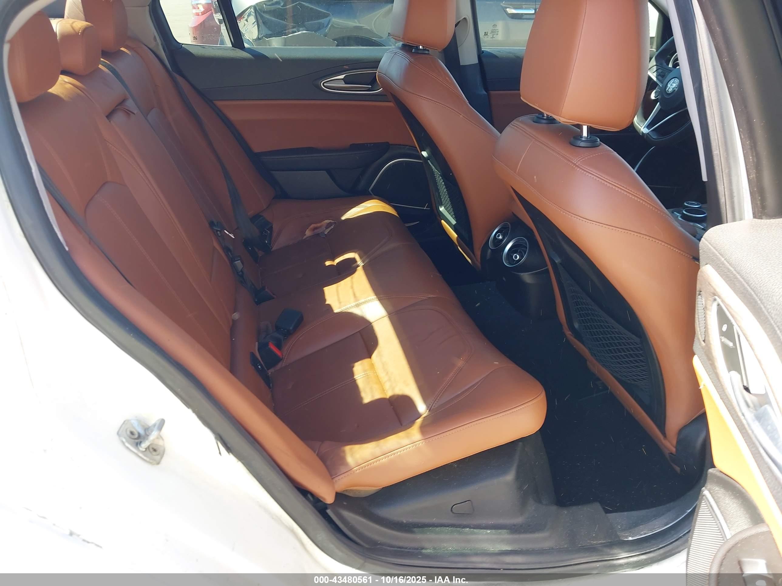 ALFA ROMEO image 8