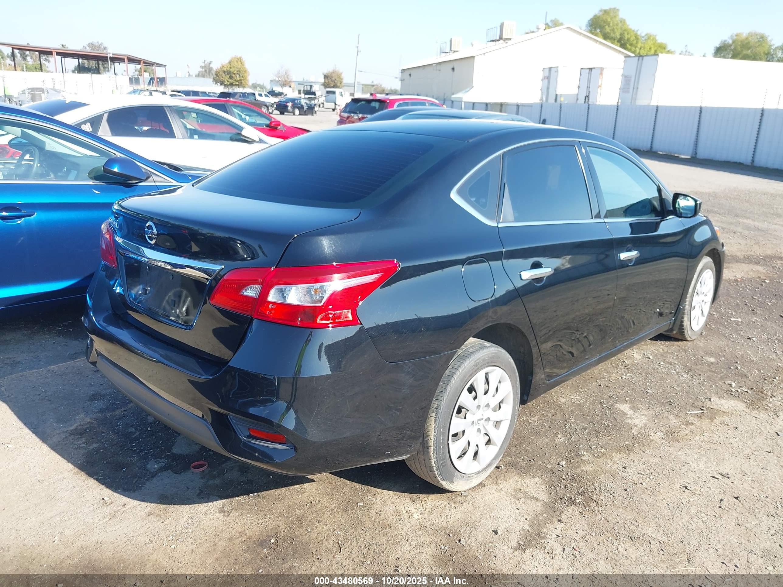 NISSAN SENTRA image 4