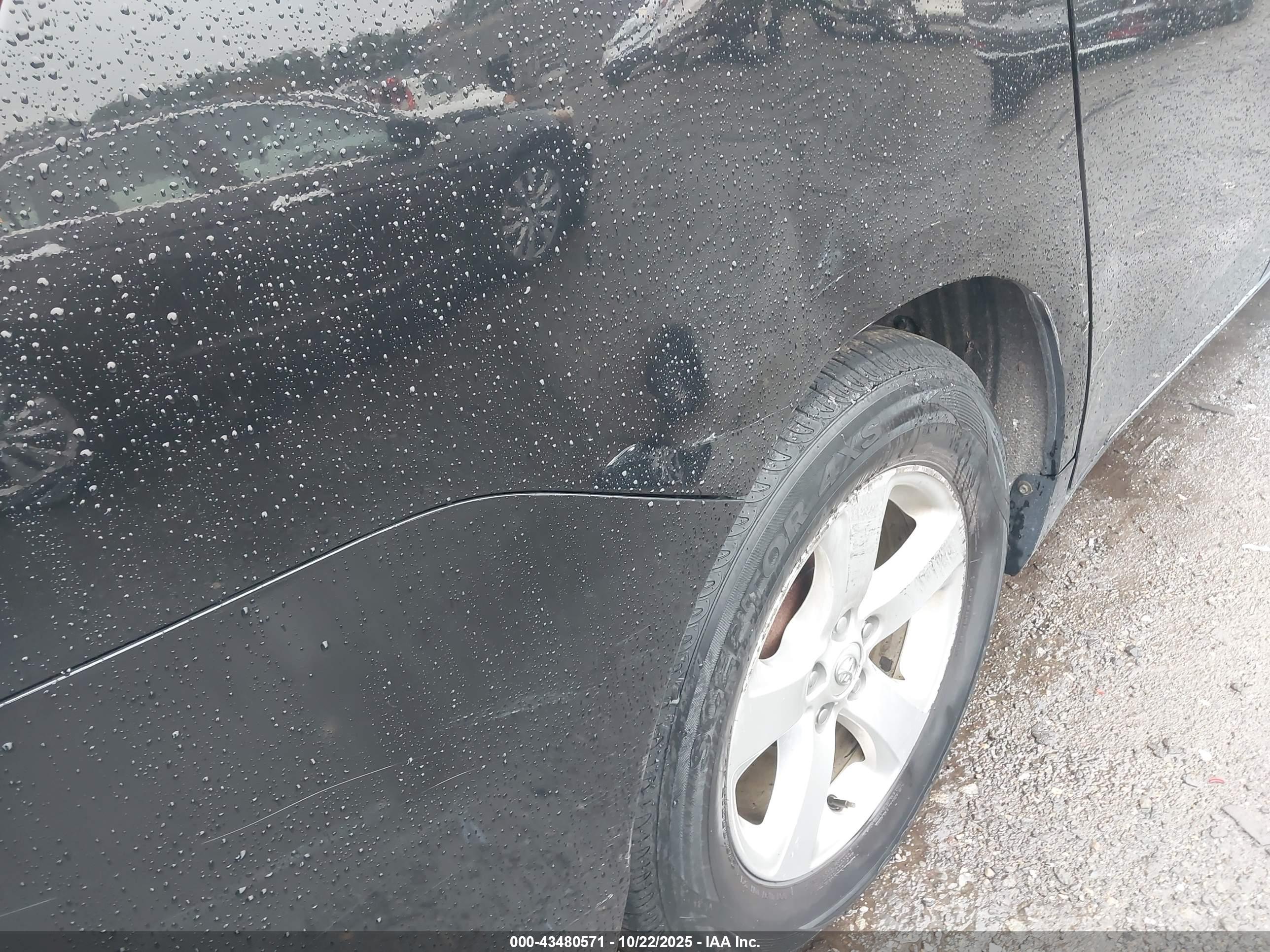 TOYOTA SIENNA image 6