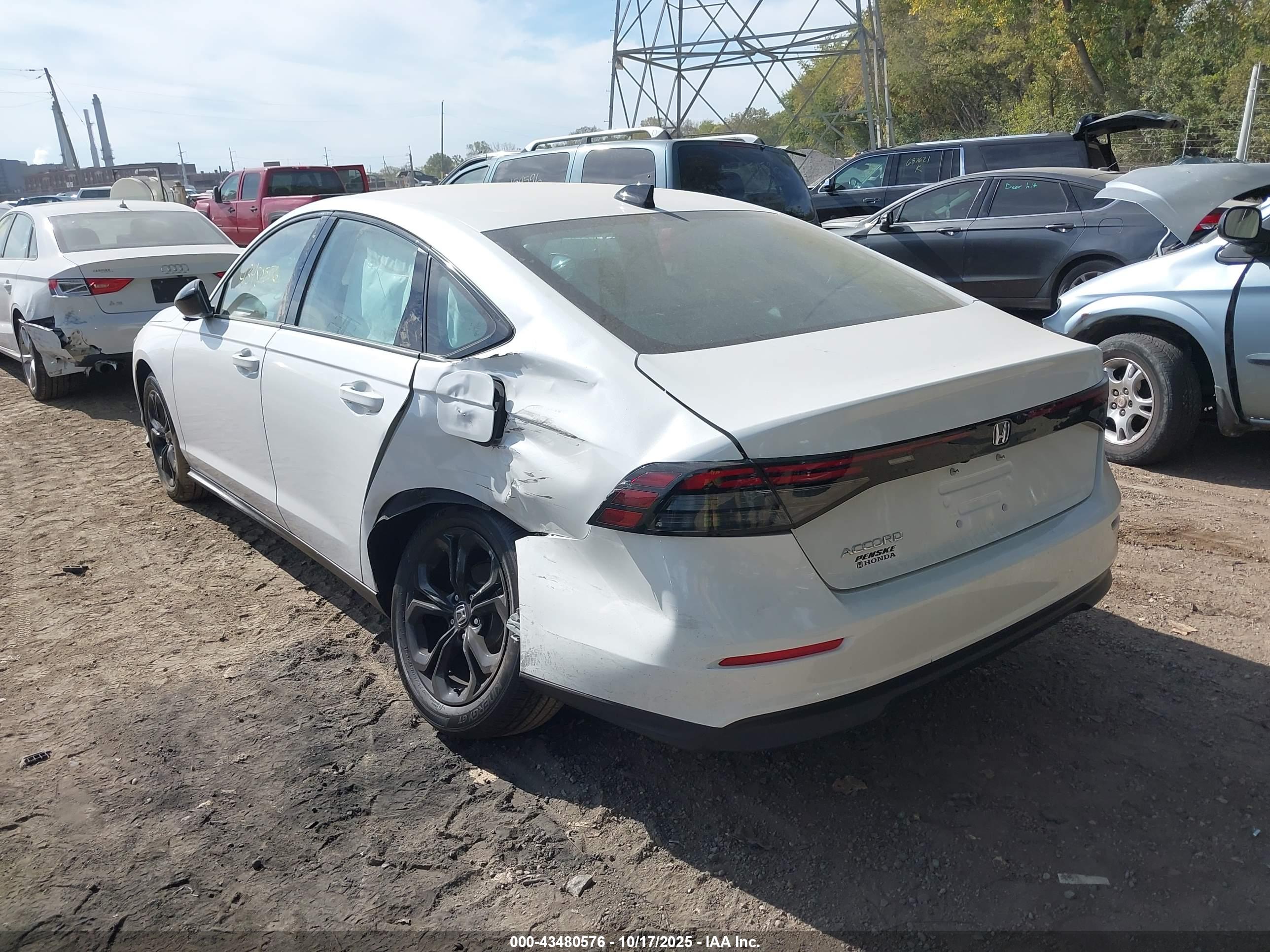 HONDA ACCORD image 3