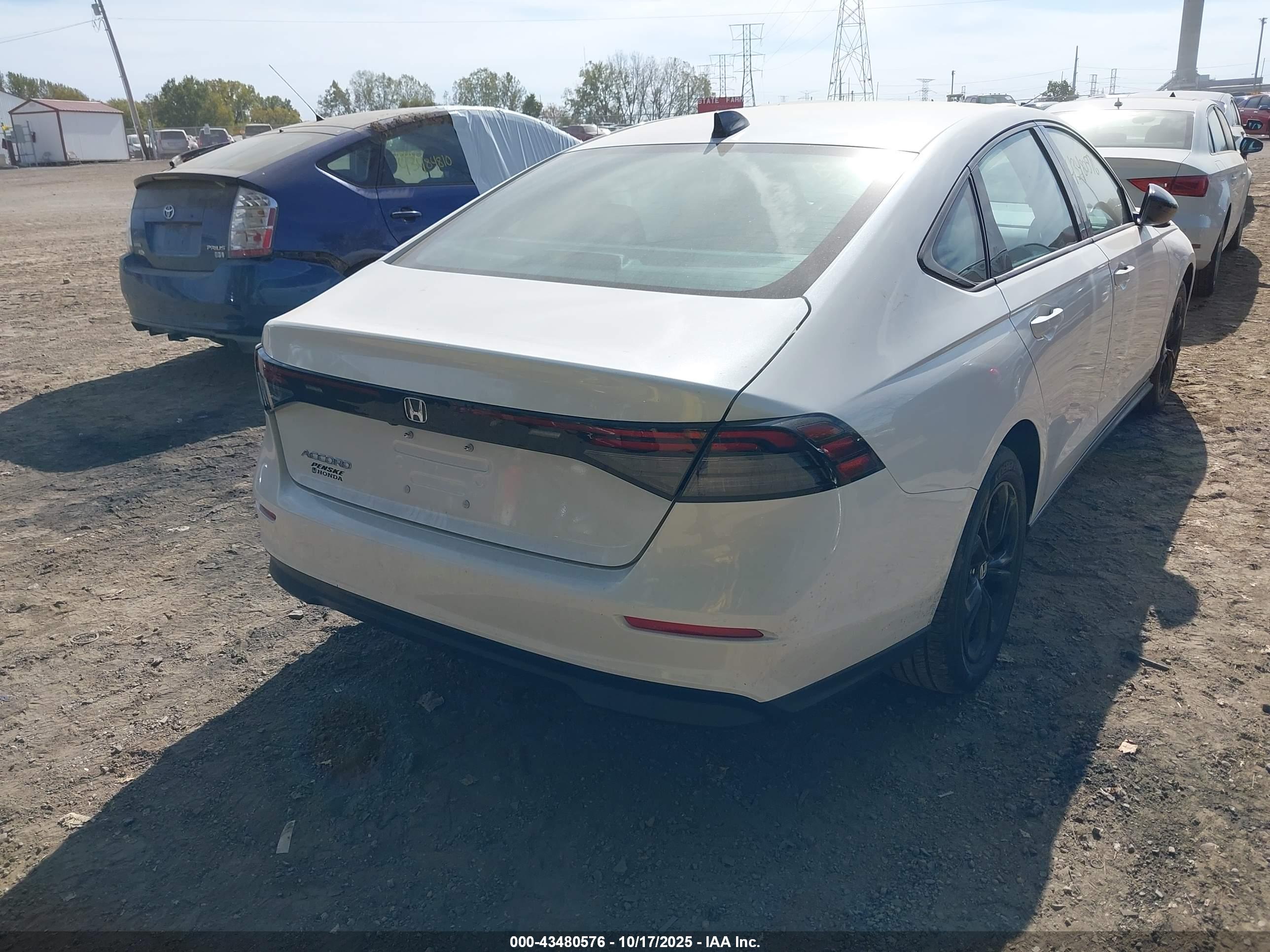 HONDA ACCORD image 4