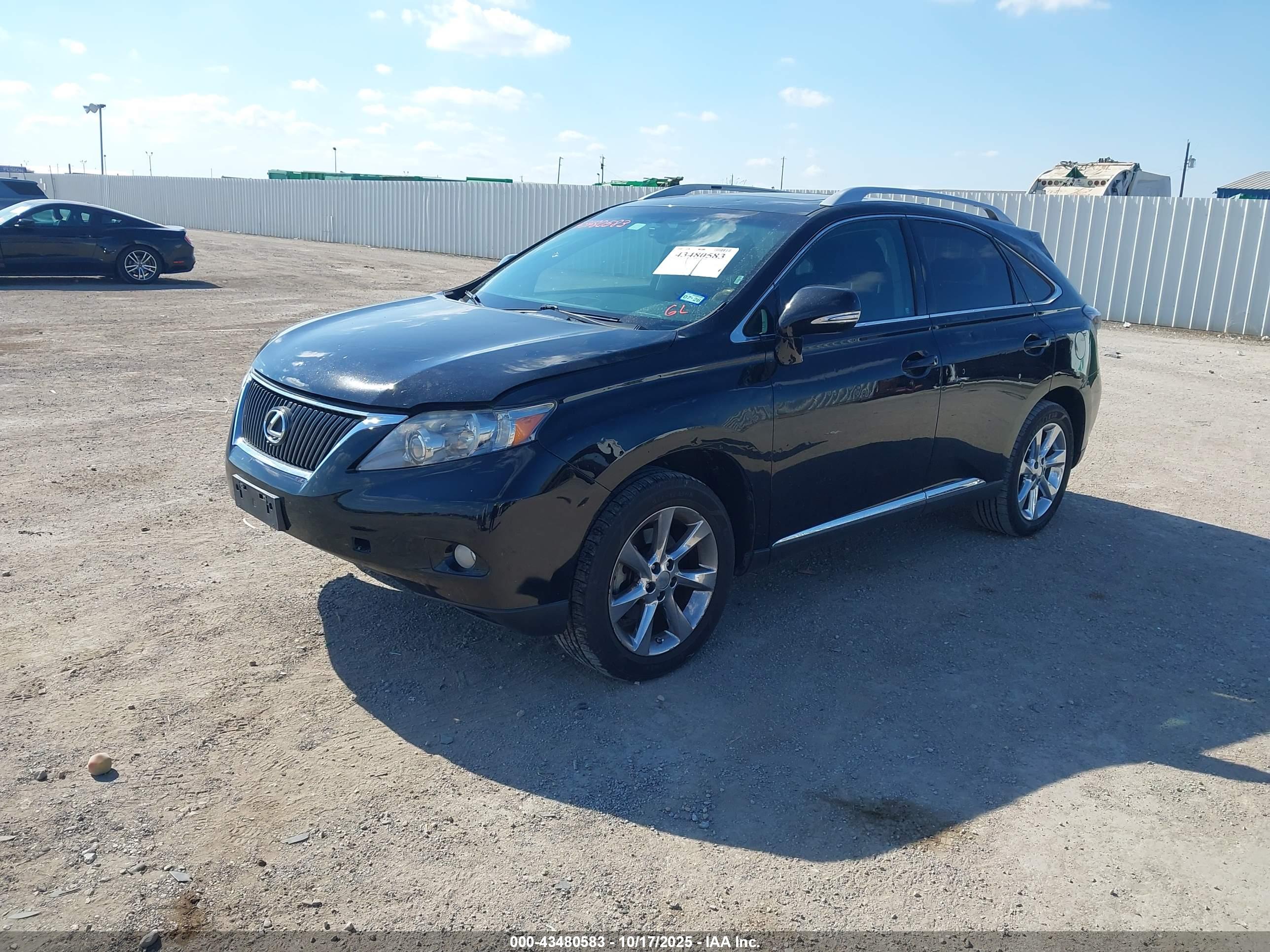 LEXUS RX image 2
